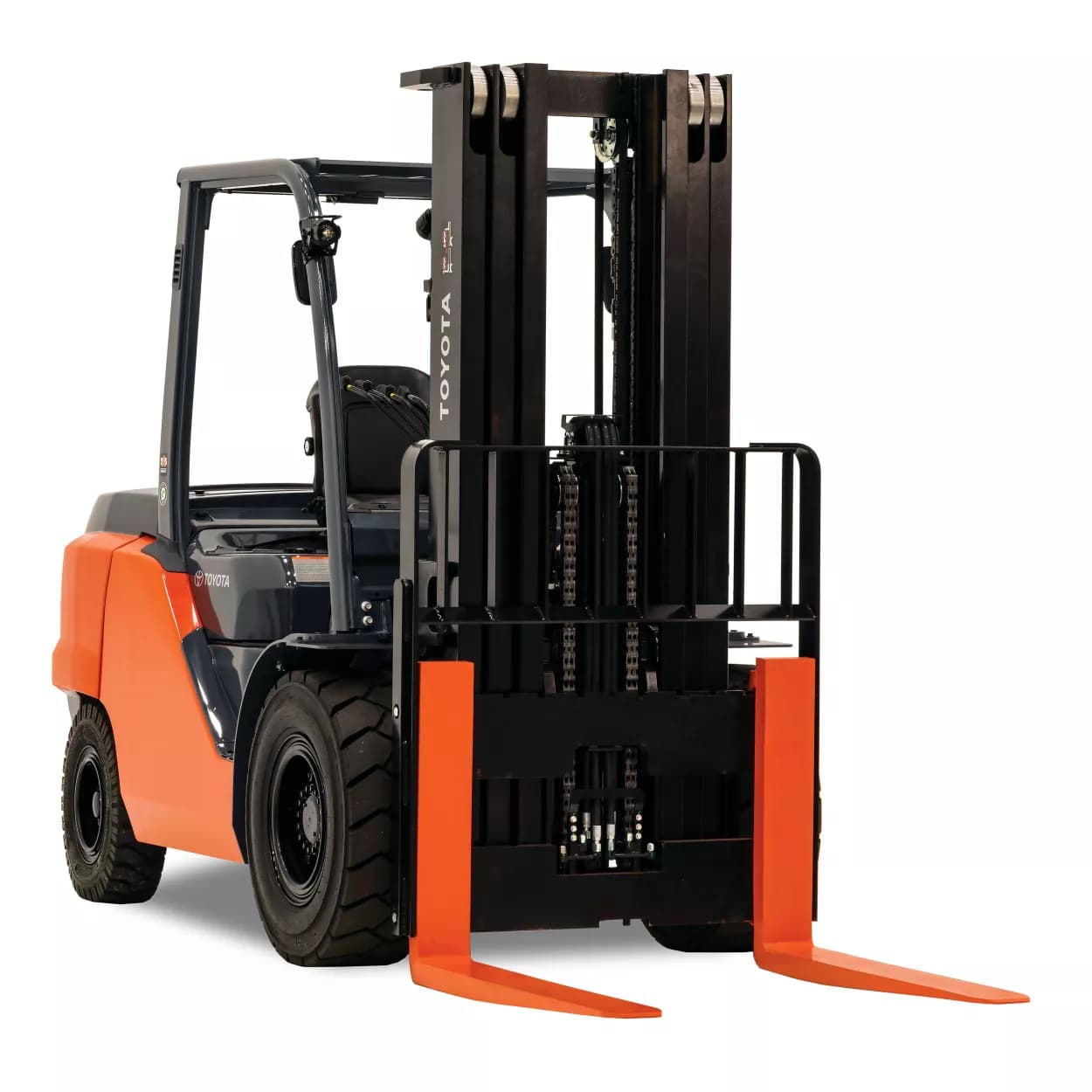 8,000 lb. Diesel Warehouse Forklift, Pneumatic Tires