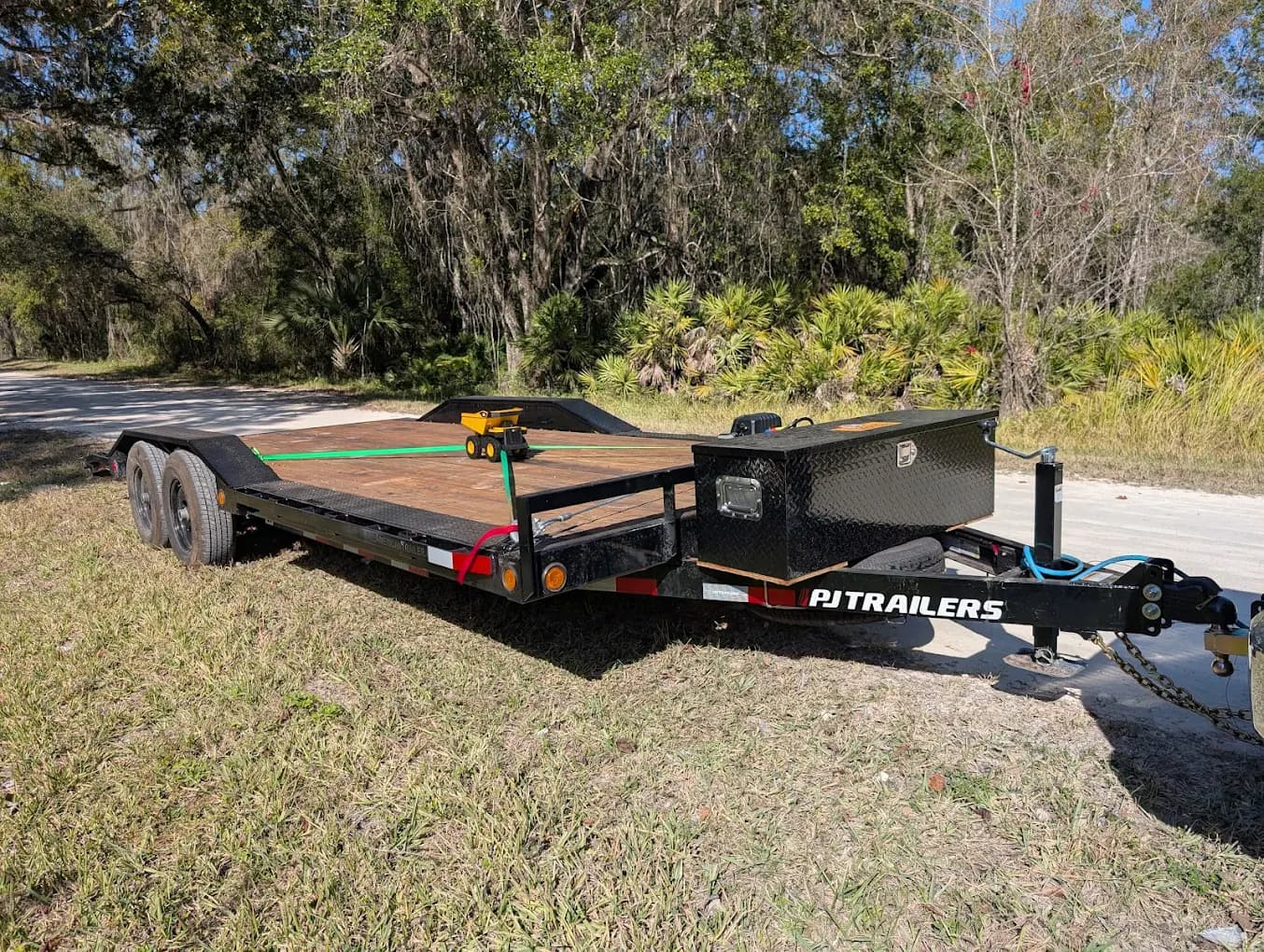 8.5' x 20' Car Hauler Trailer