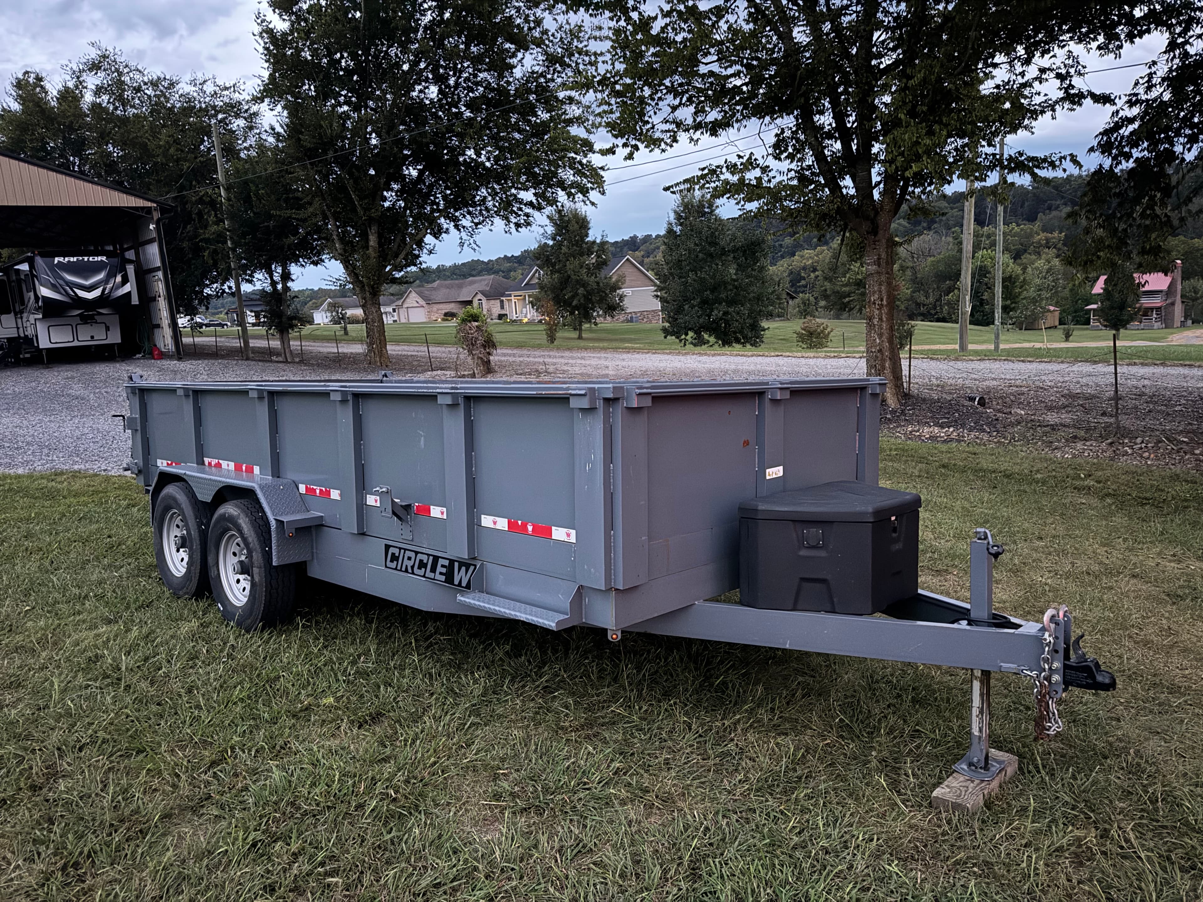 7x16ft Dump Trailer