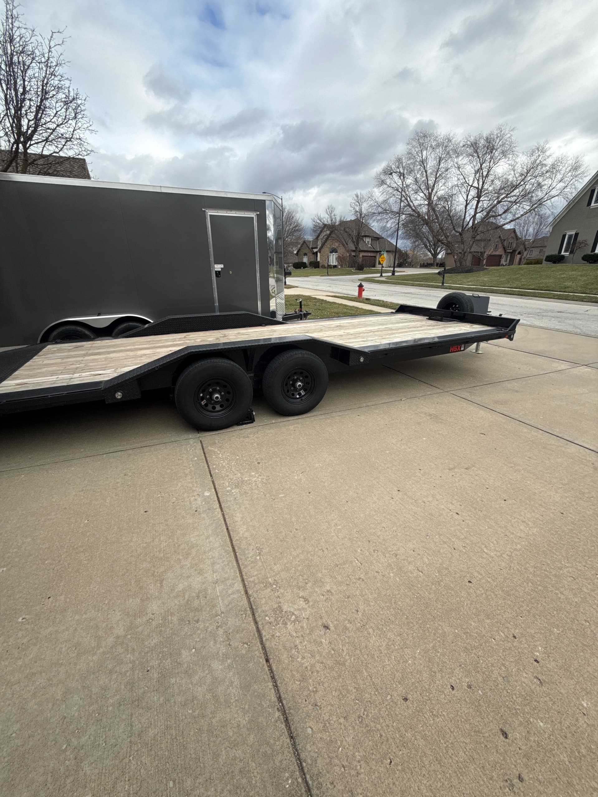 22ft Drive Over Fender Flatbed