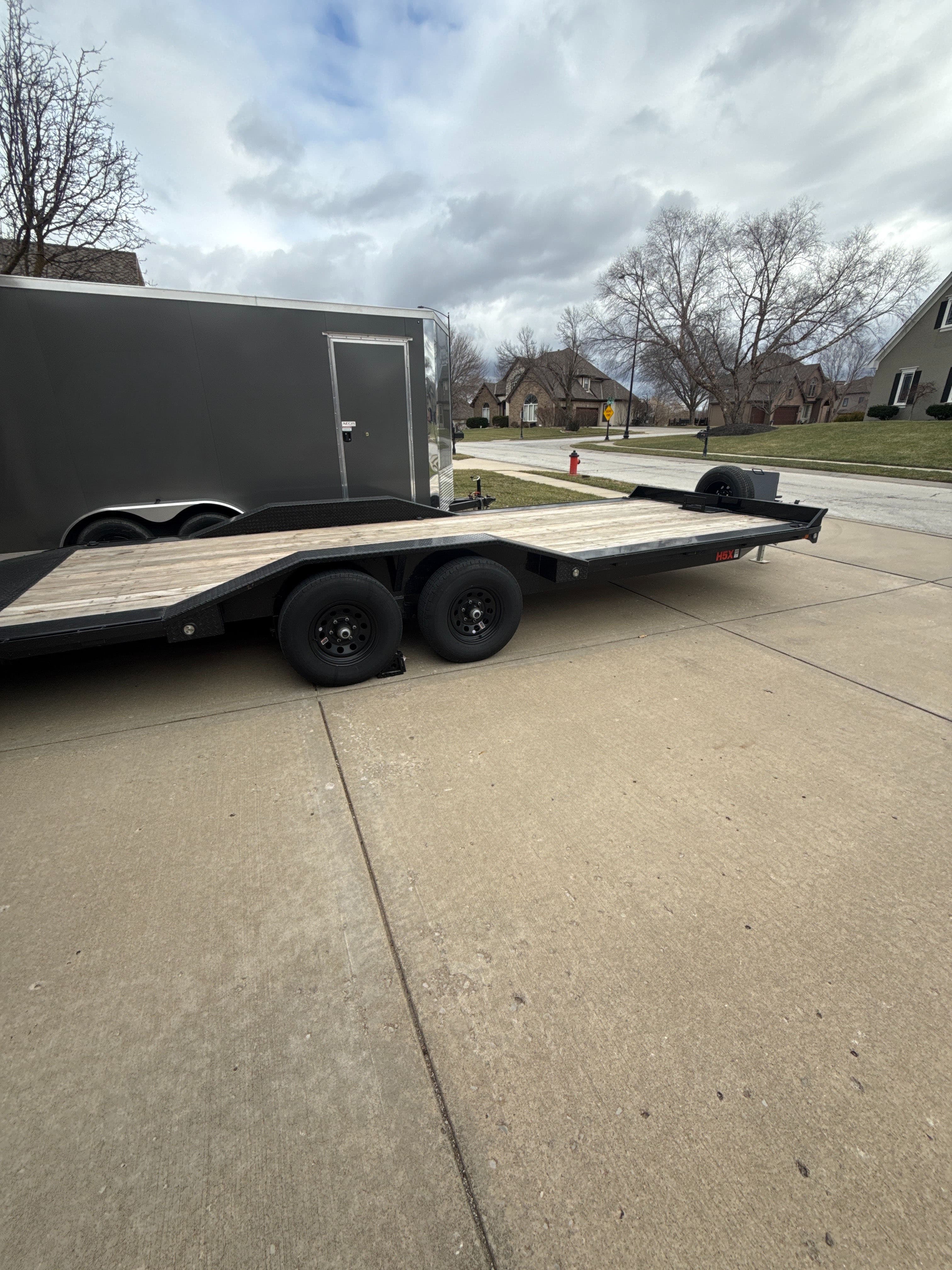 22ft Drive Over Fender Flatbed