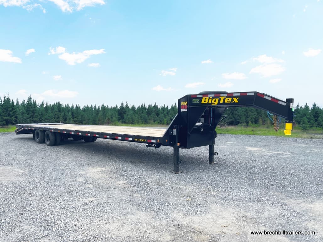 25ft Gooseneck Flatbed Trailer