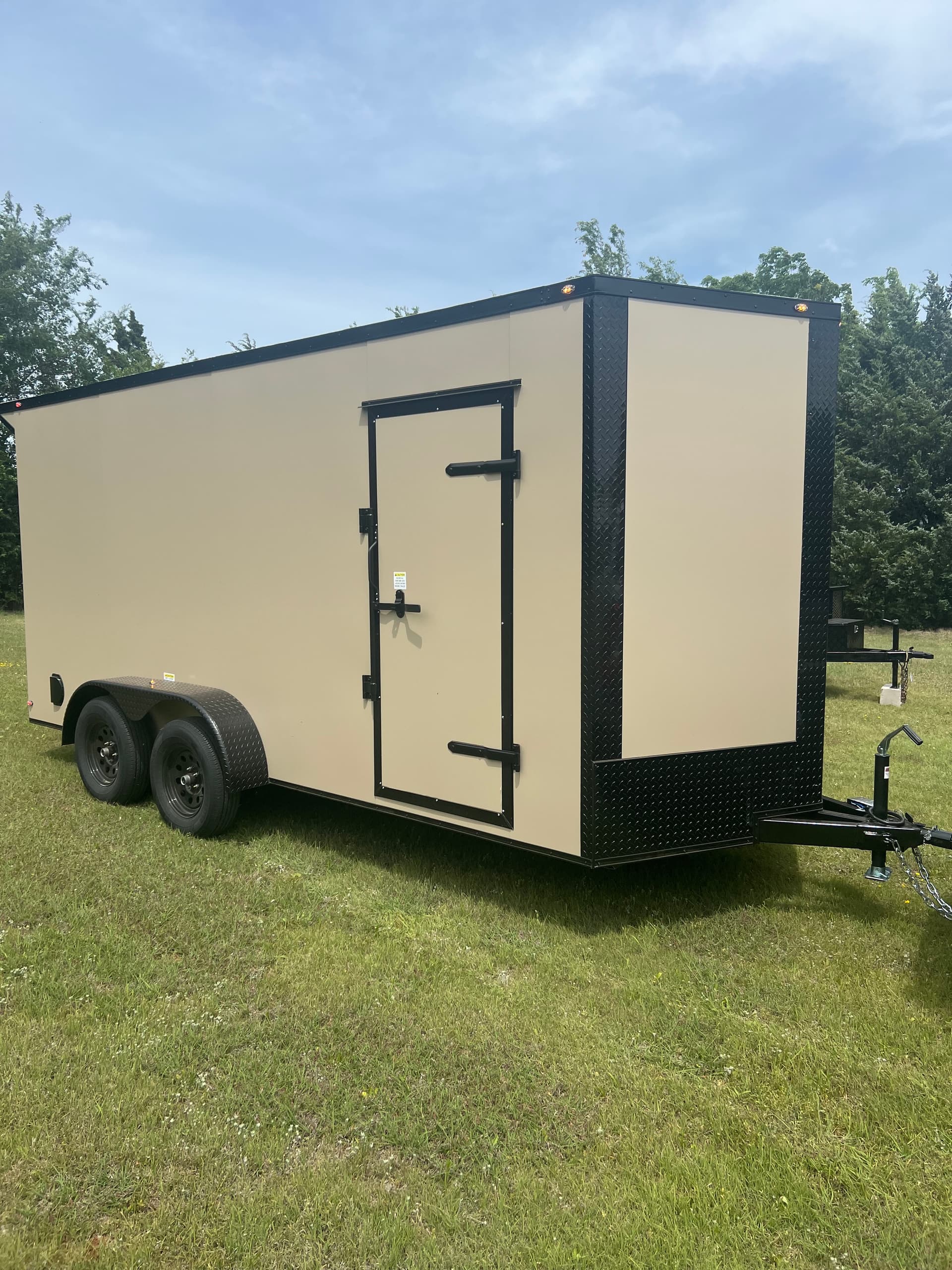 16x7 Enclosed
