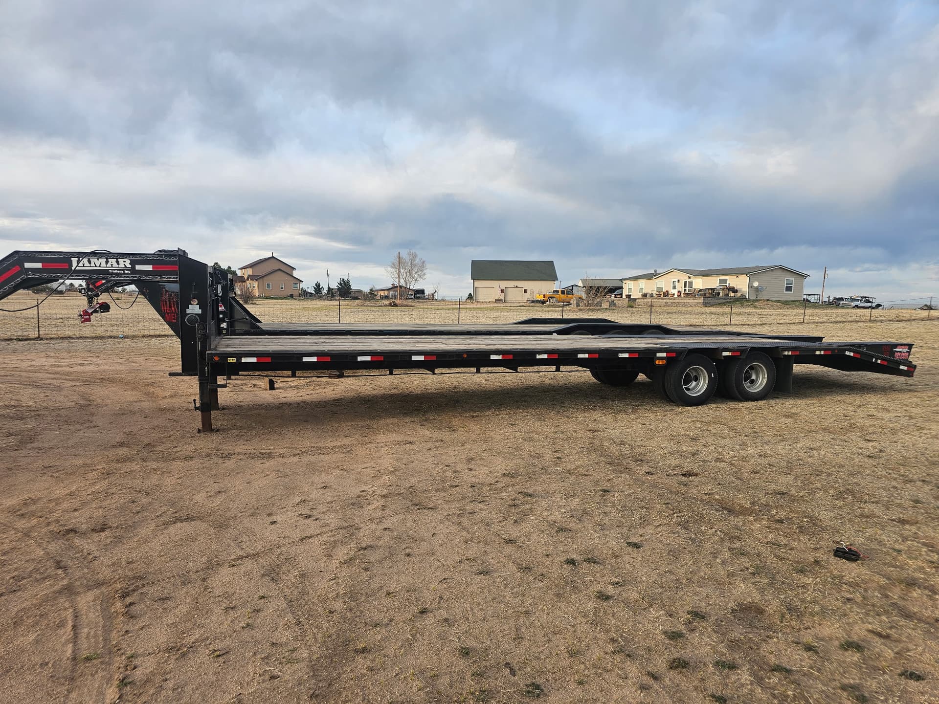 35ft Gooseneck Trailer