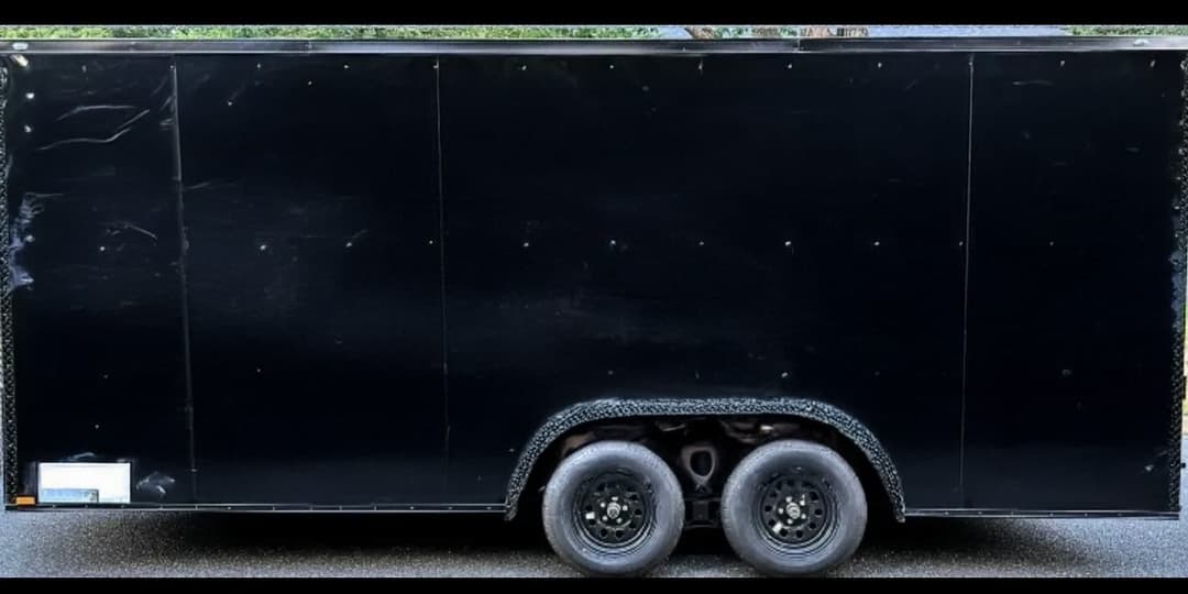 18ft Enclosed Trailer