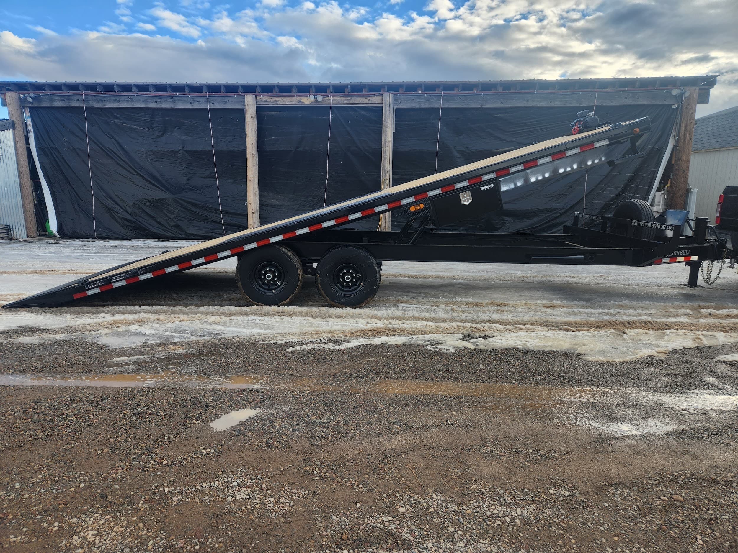 24ft Deckover Trailer #5040
