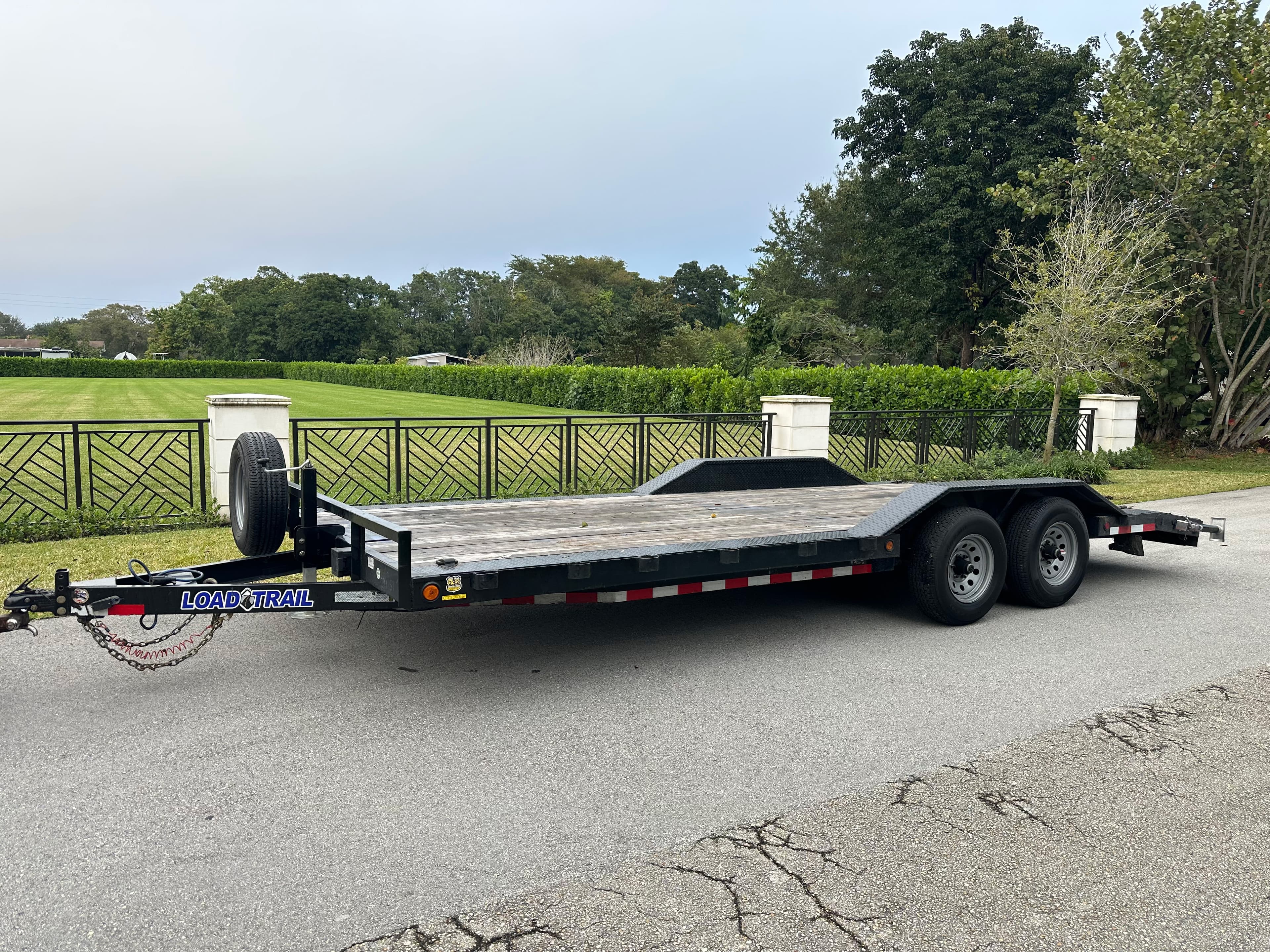 8.5' X 20' Car Hauler Trailer