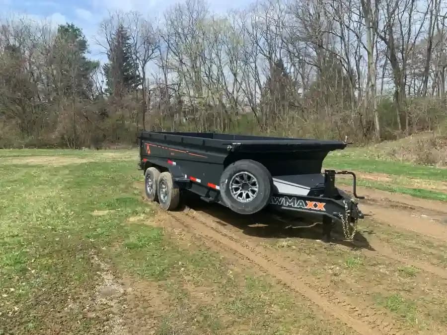 83" x 14' Dump Trailer