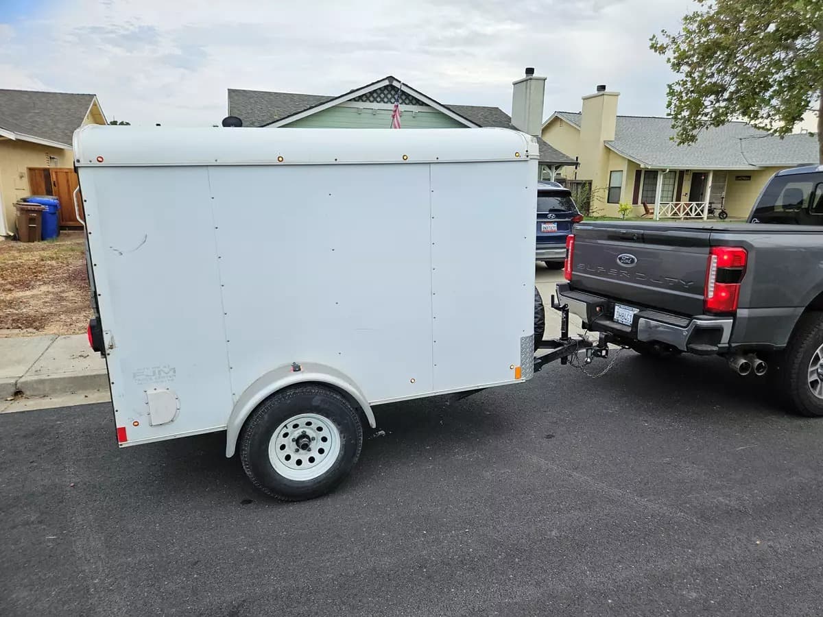 8ft Enclosed Trailer