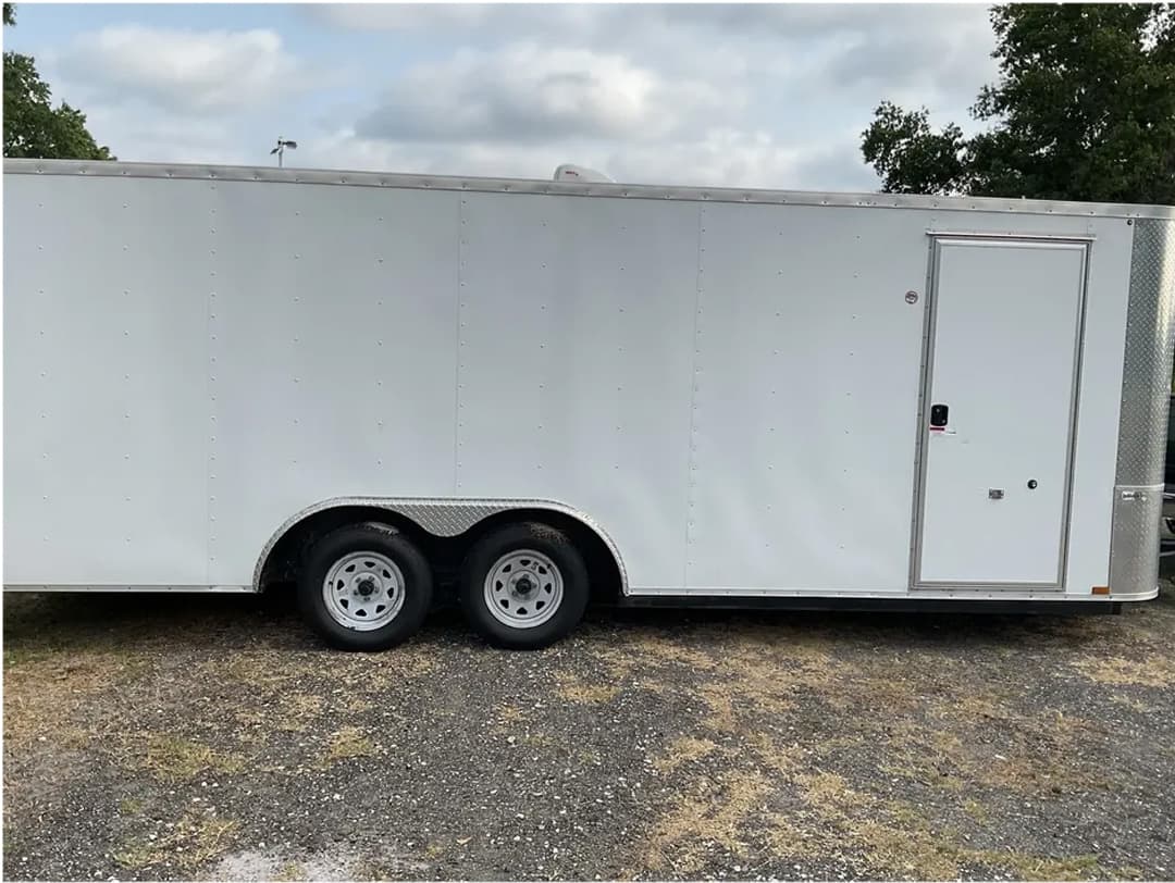 20ft Enclosed trailer
