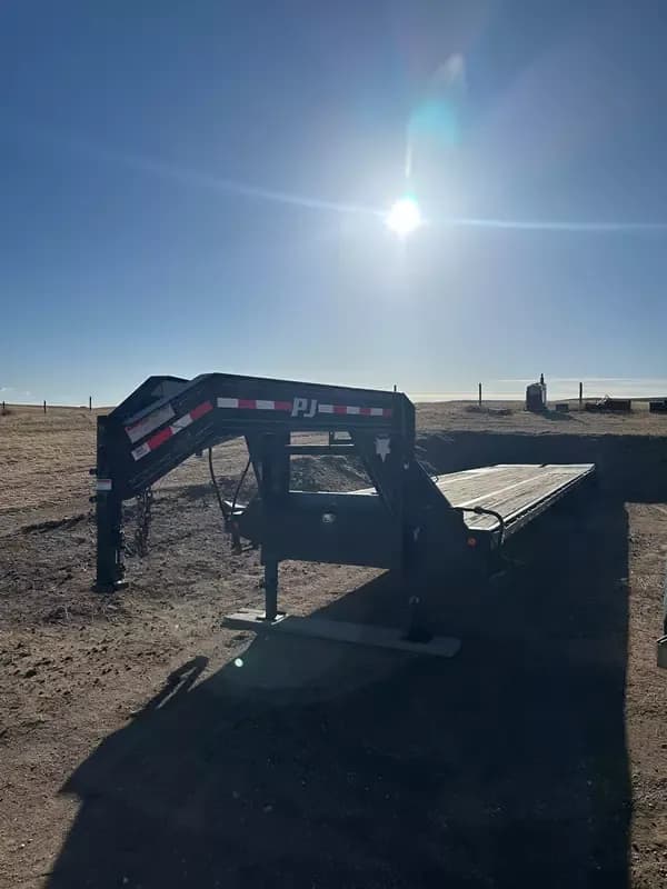 45ft Gooseneck Flatbed Trailer