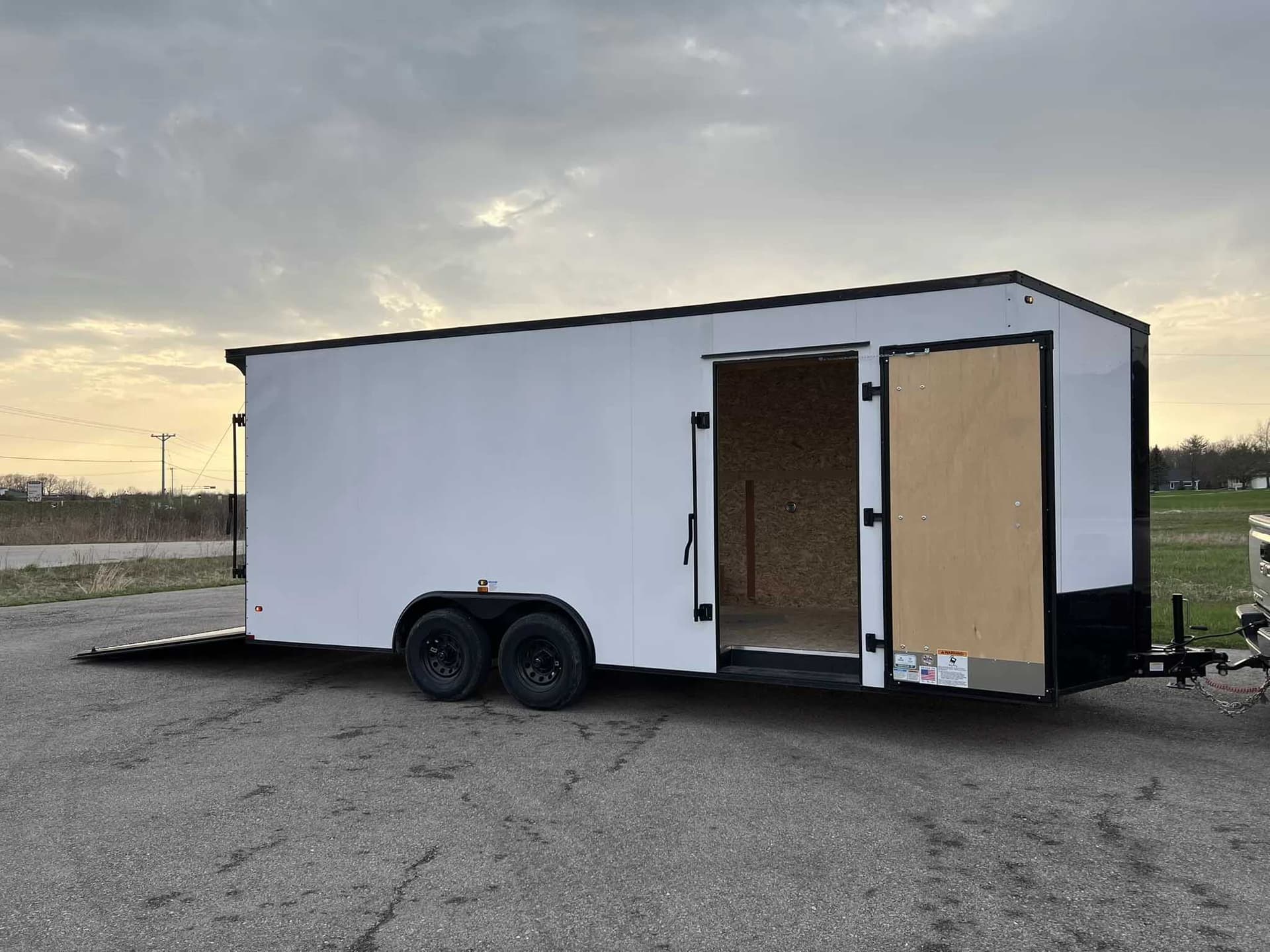 8.5x20' 10K Enclosed Cargo Trailer