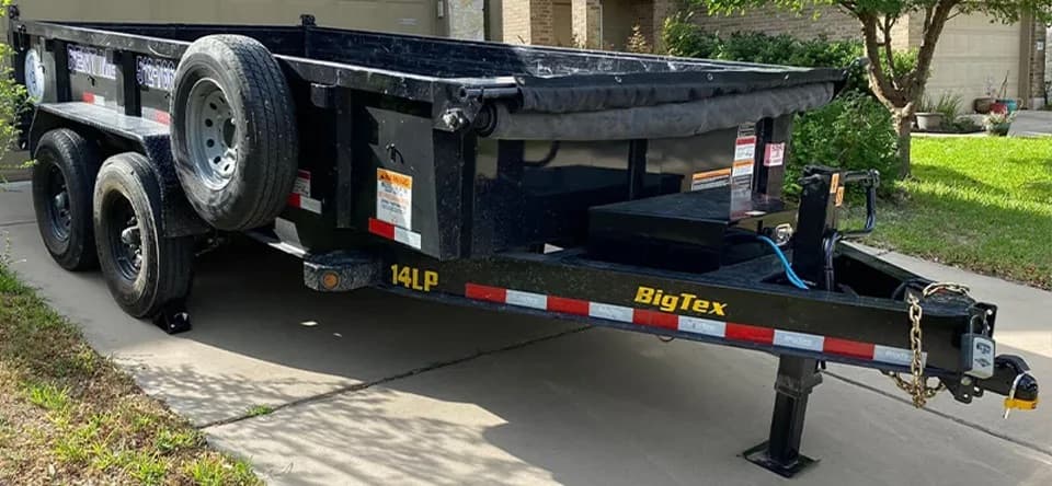 14ft Hydraulic Dump Trailer - 2' sides