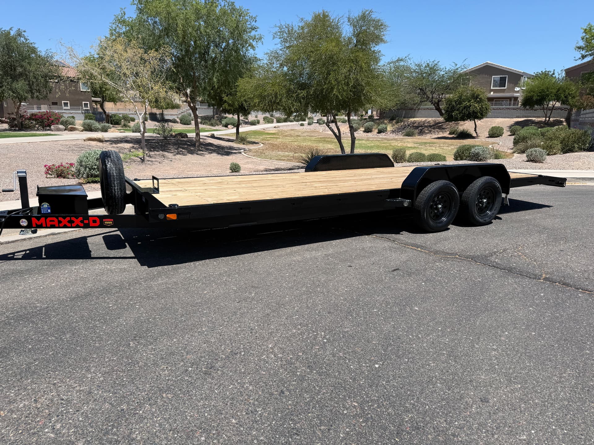 MaxxD 22' 7k Car Hauler