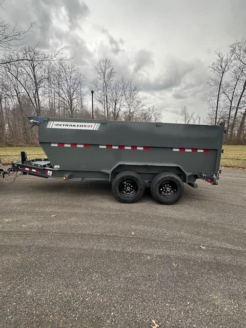 7 '× 14' Dump Trailer