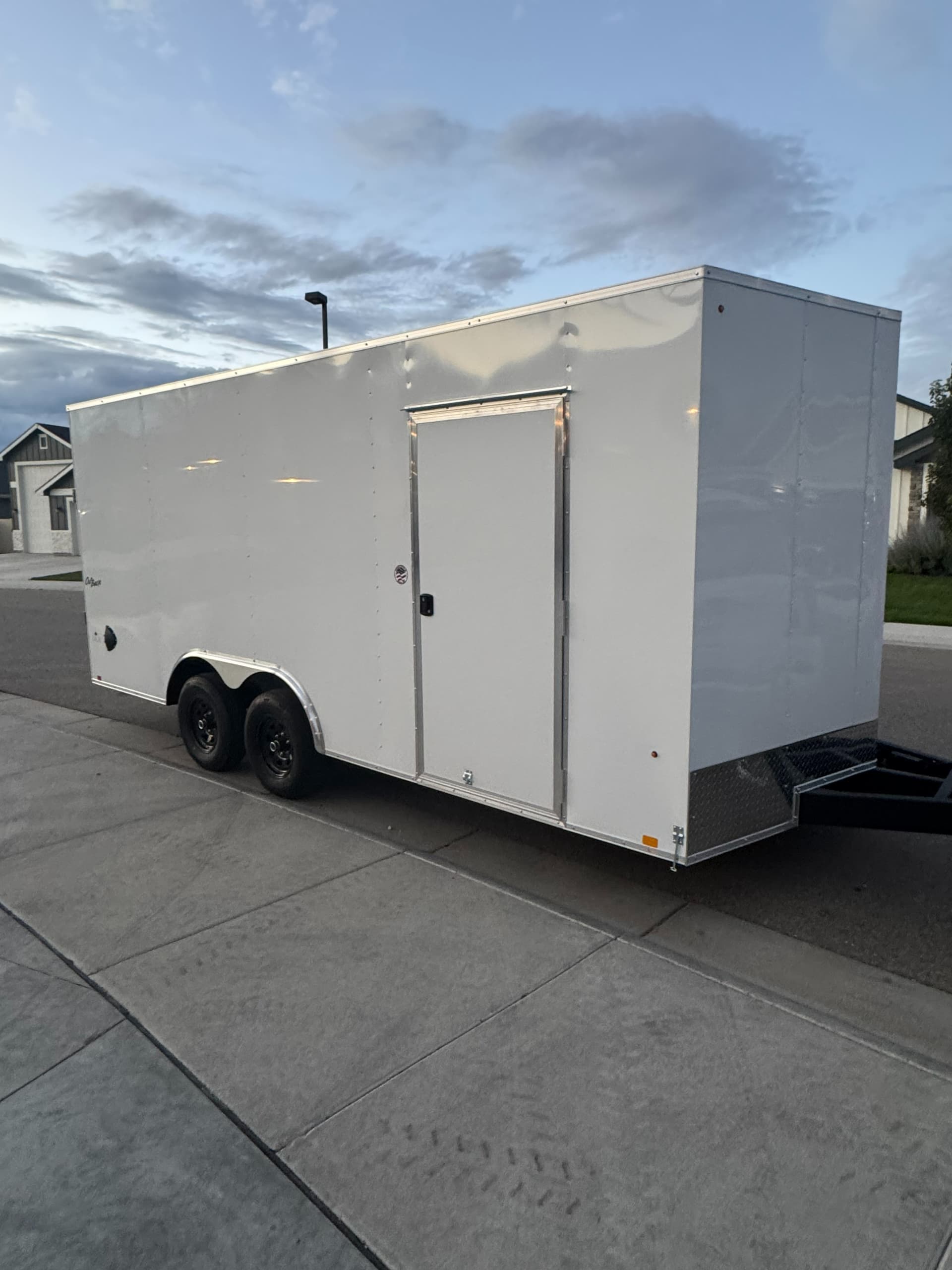 18ft Enclosed Trailer