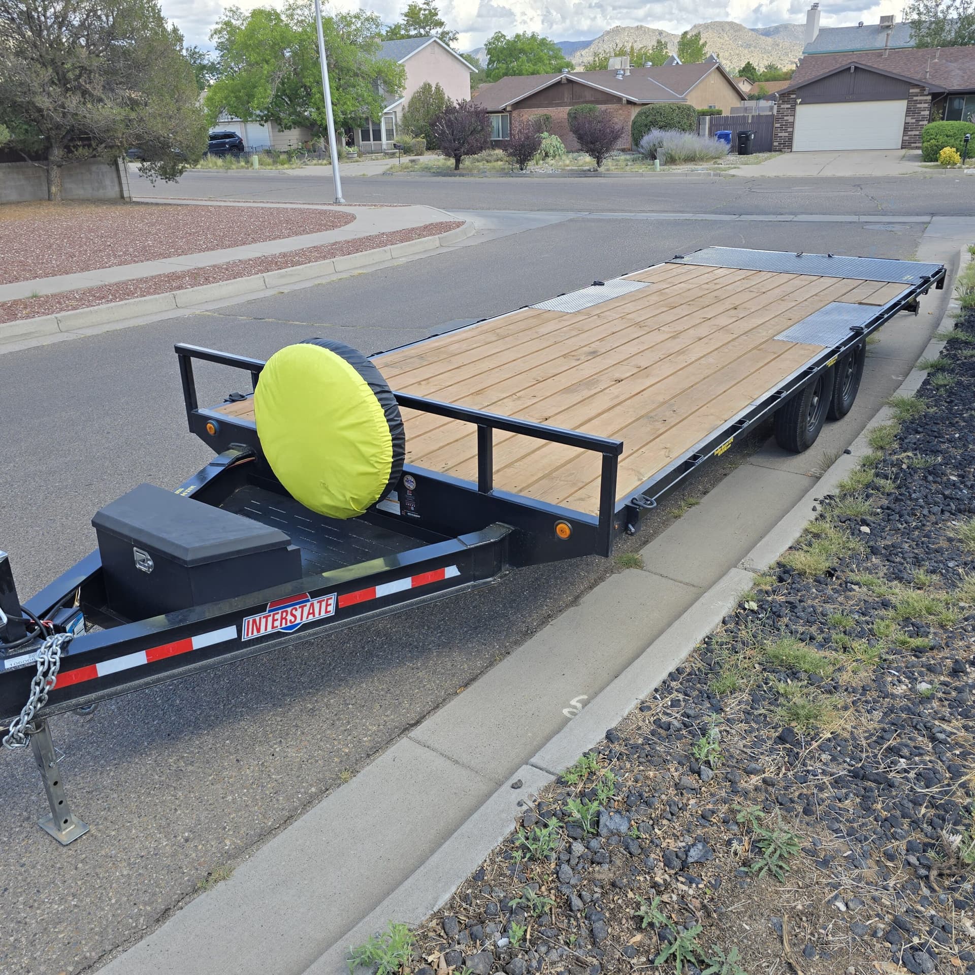 8’ x 24' Deckover Trailer