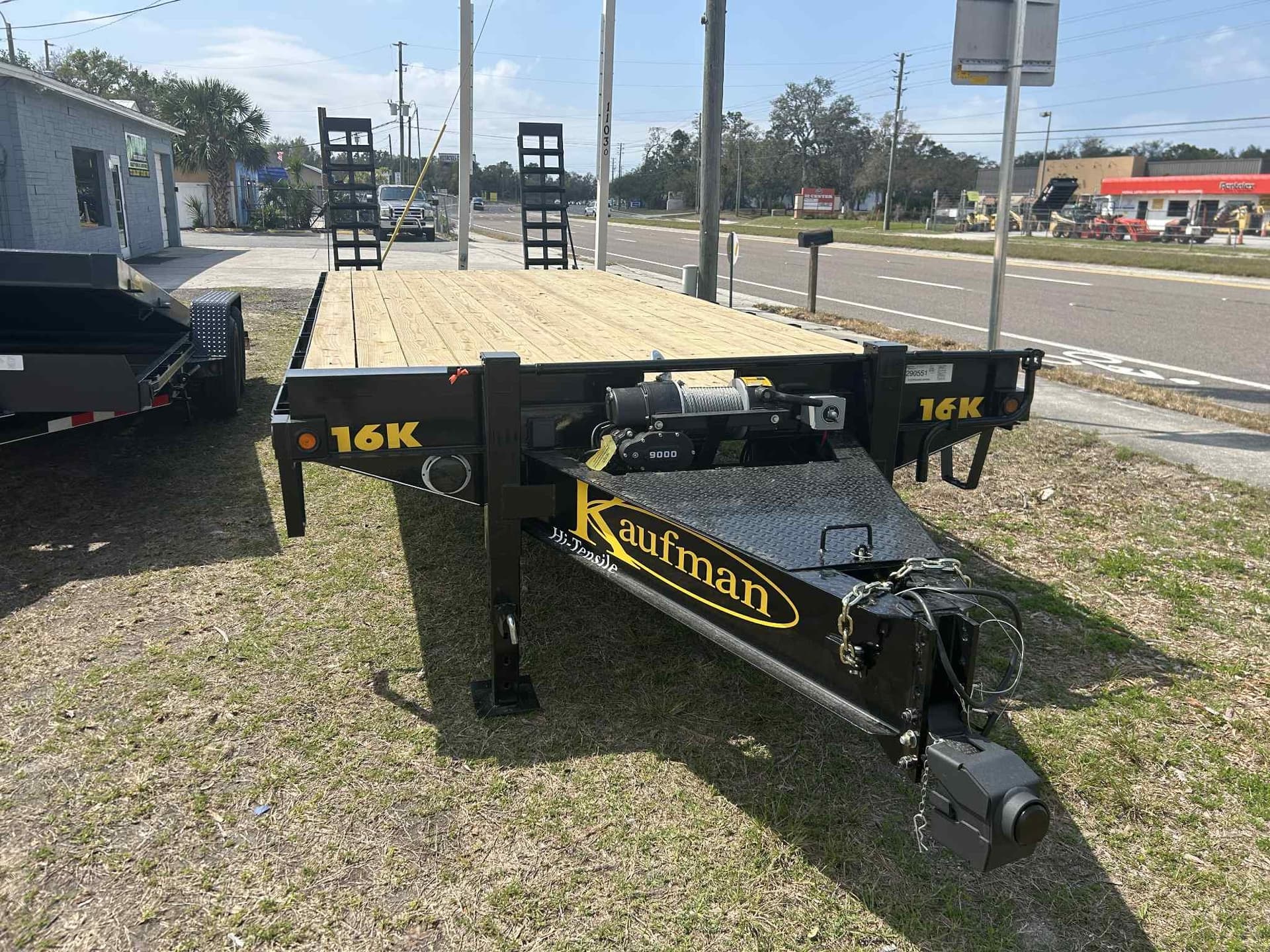 24ft Deckover Trailer 16k