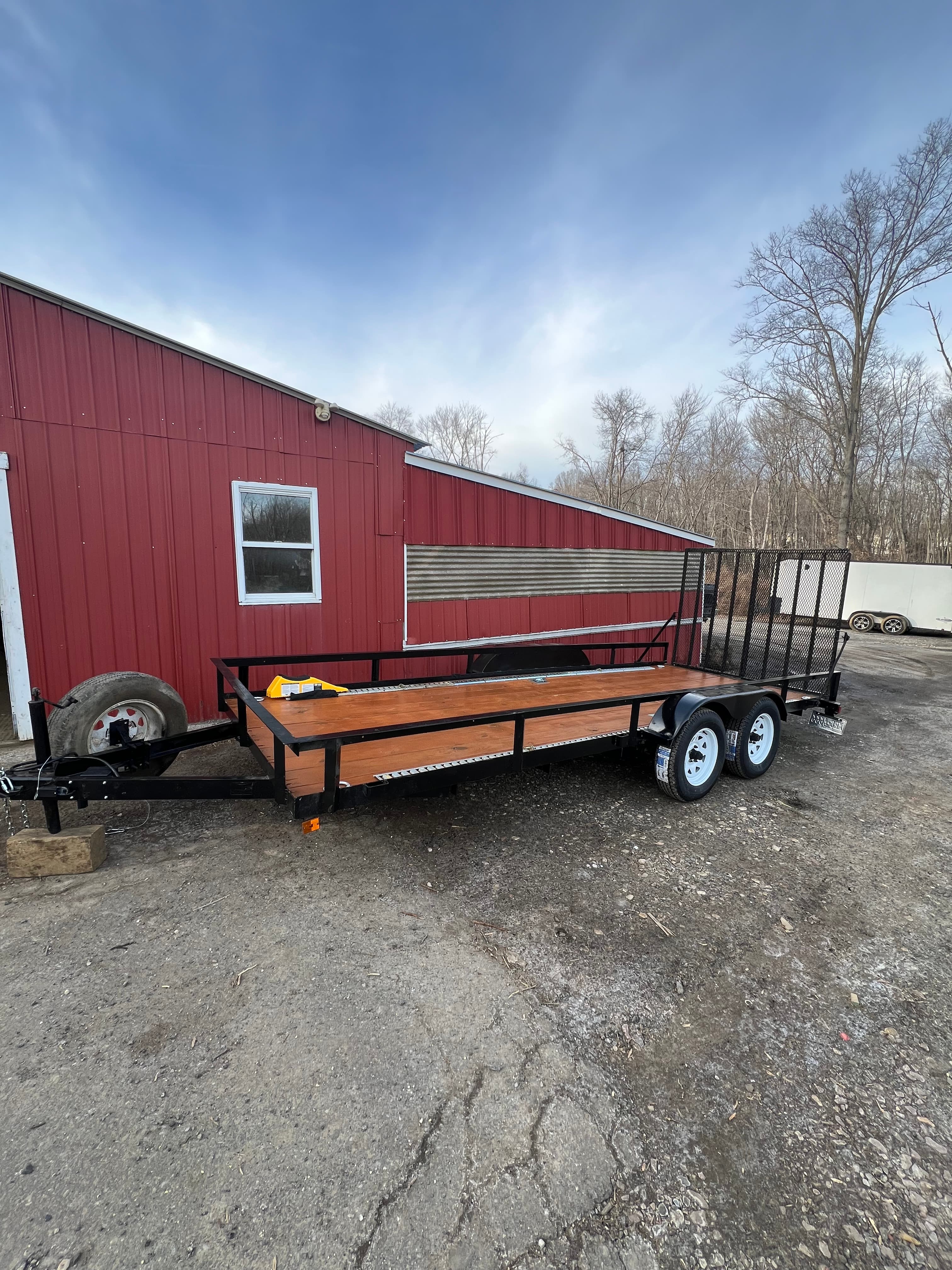 18’ Utility trailer