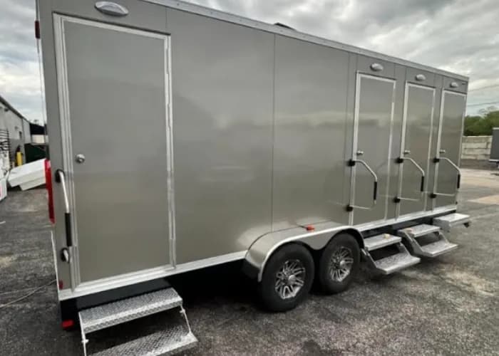 4 Stall Luxury Restroom Trailer