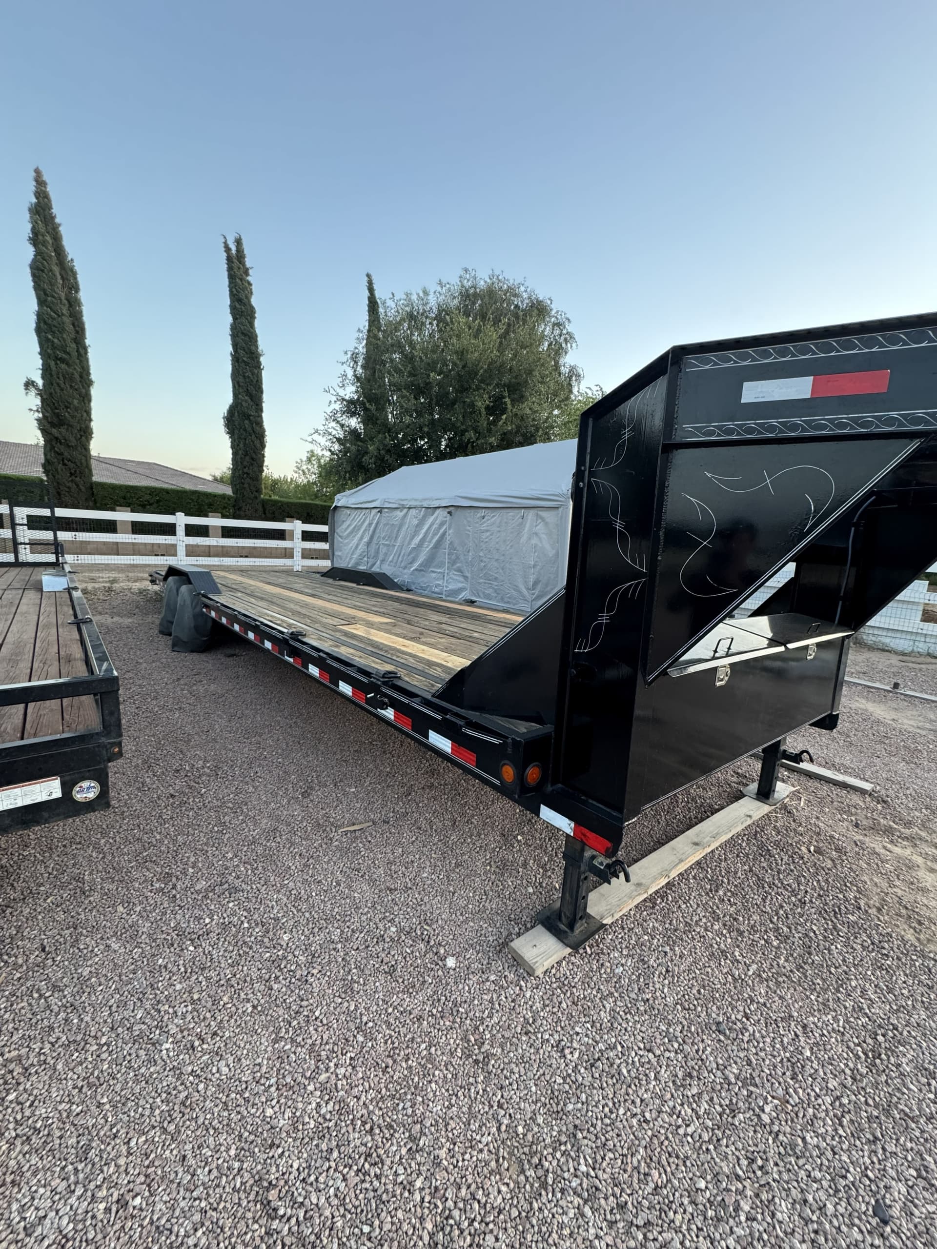 30ft Gooseneck Trailer