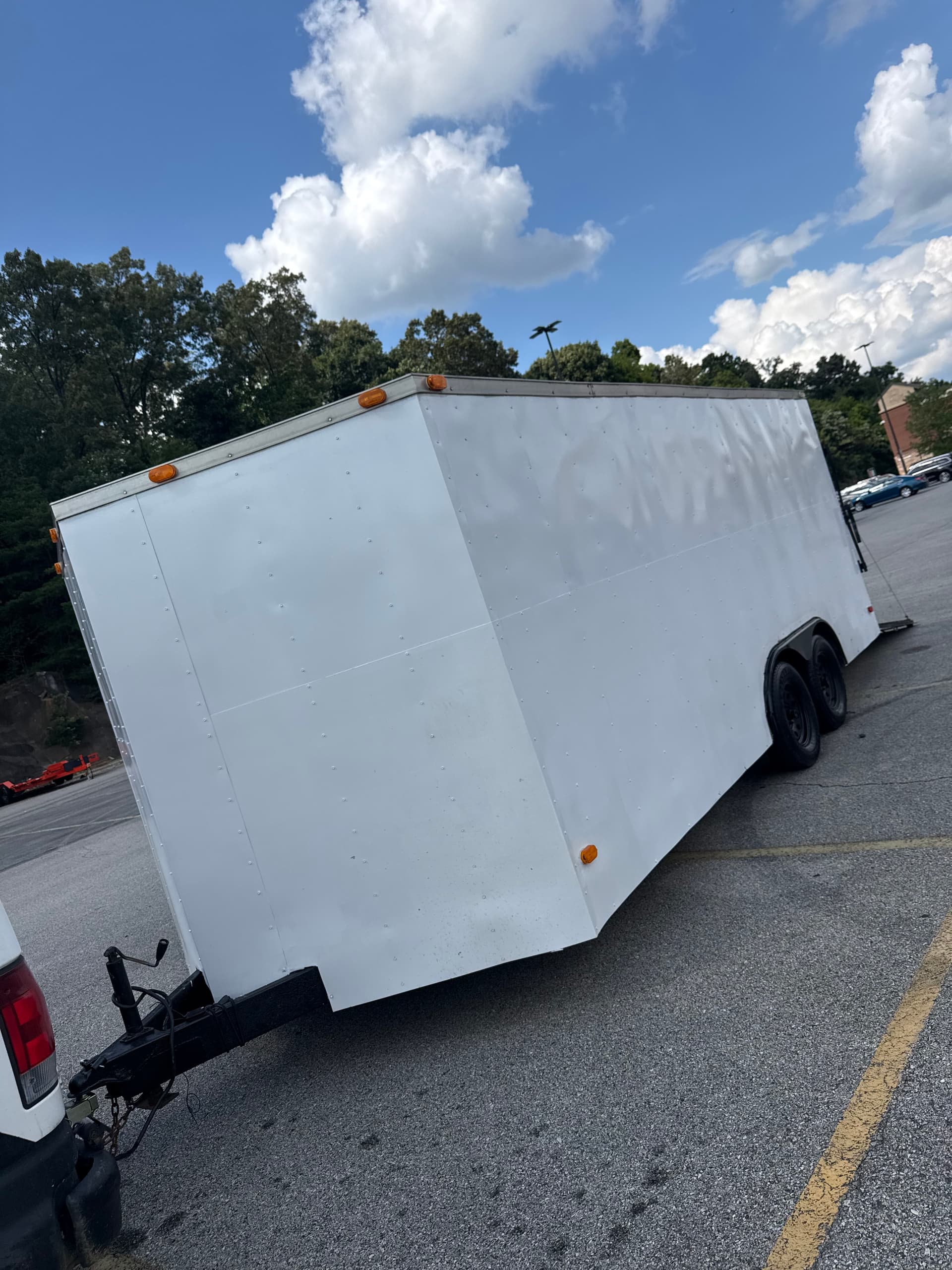 18ft Enclosed Trailer