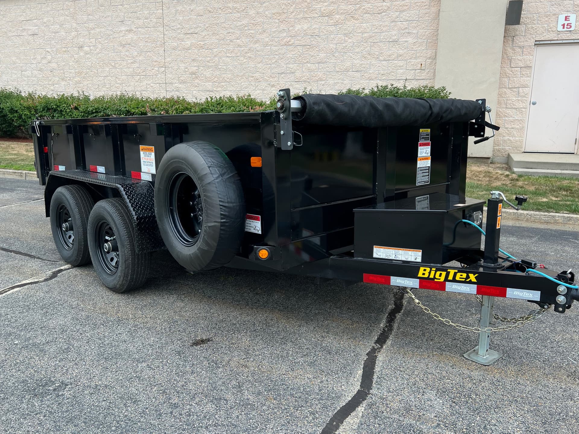 6x12ft Dump Trailer