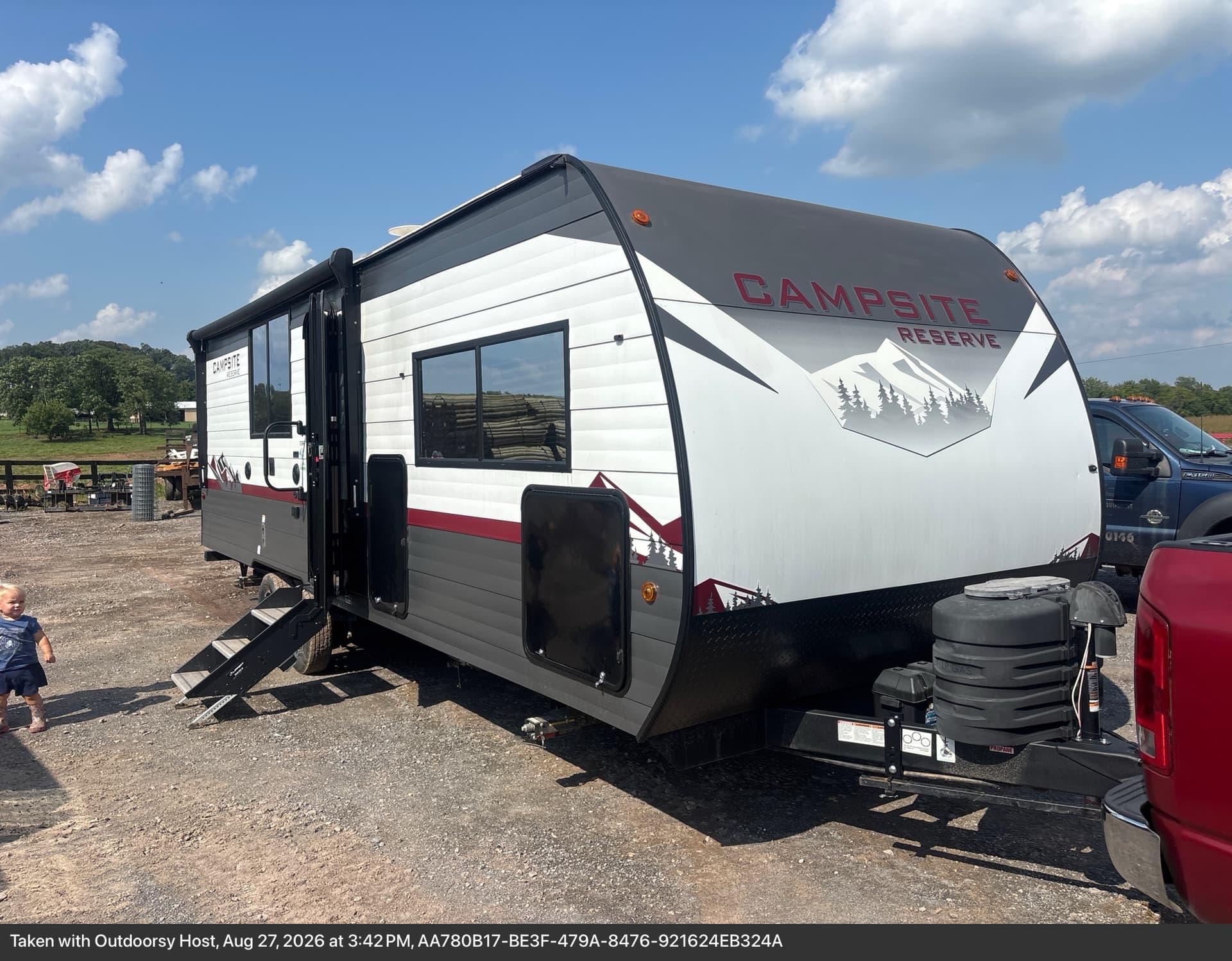 Bumper pull camper