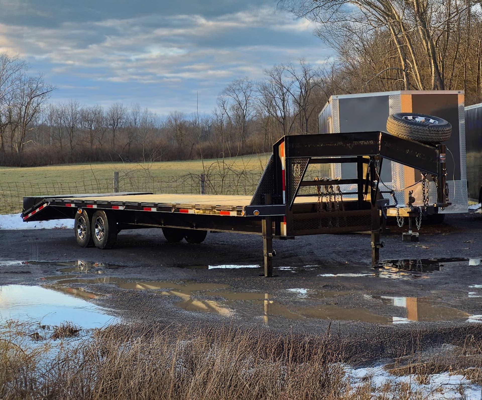 30ft Gooseneck Trailer