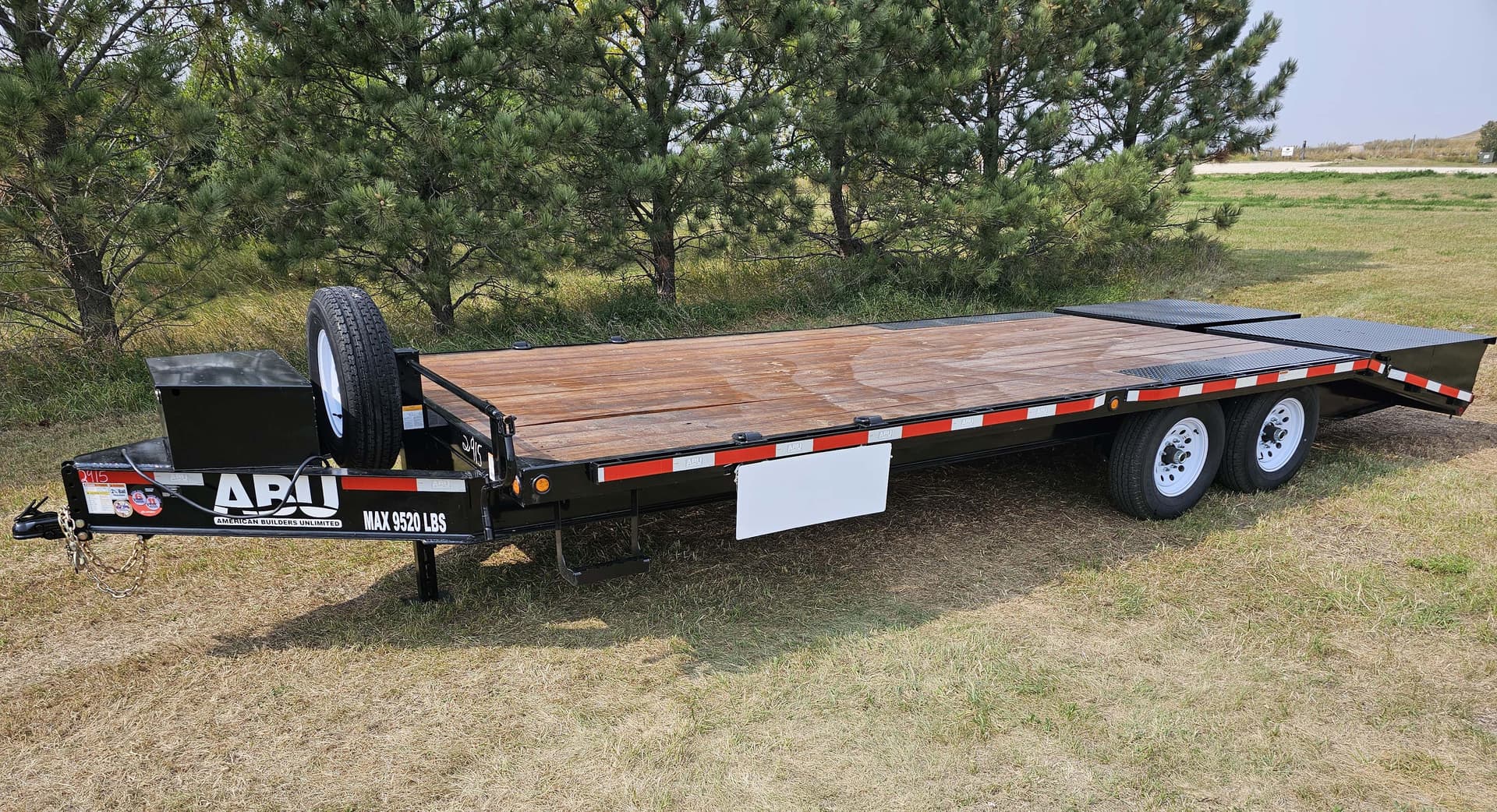 22ft Deckover Trailer