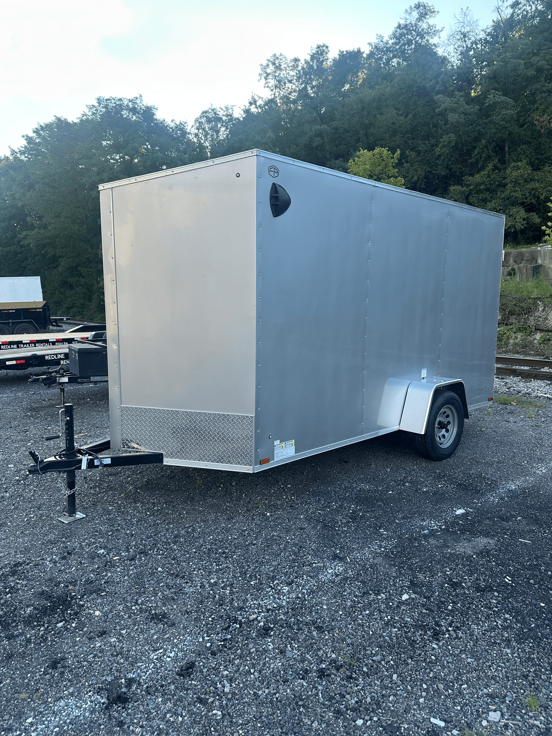 6x12 enclosed #3