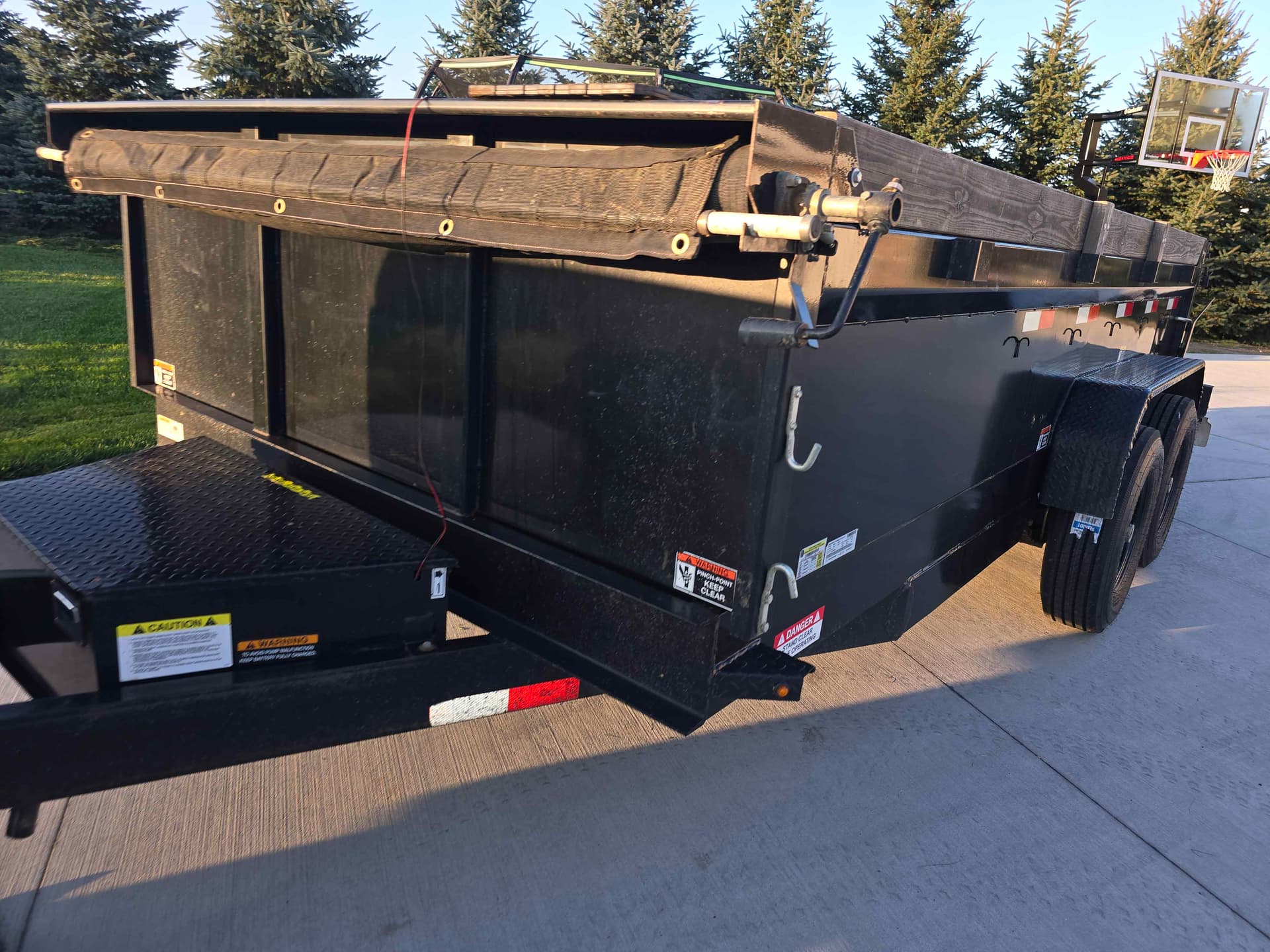 7' x 14' Dump Trailer