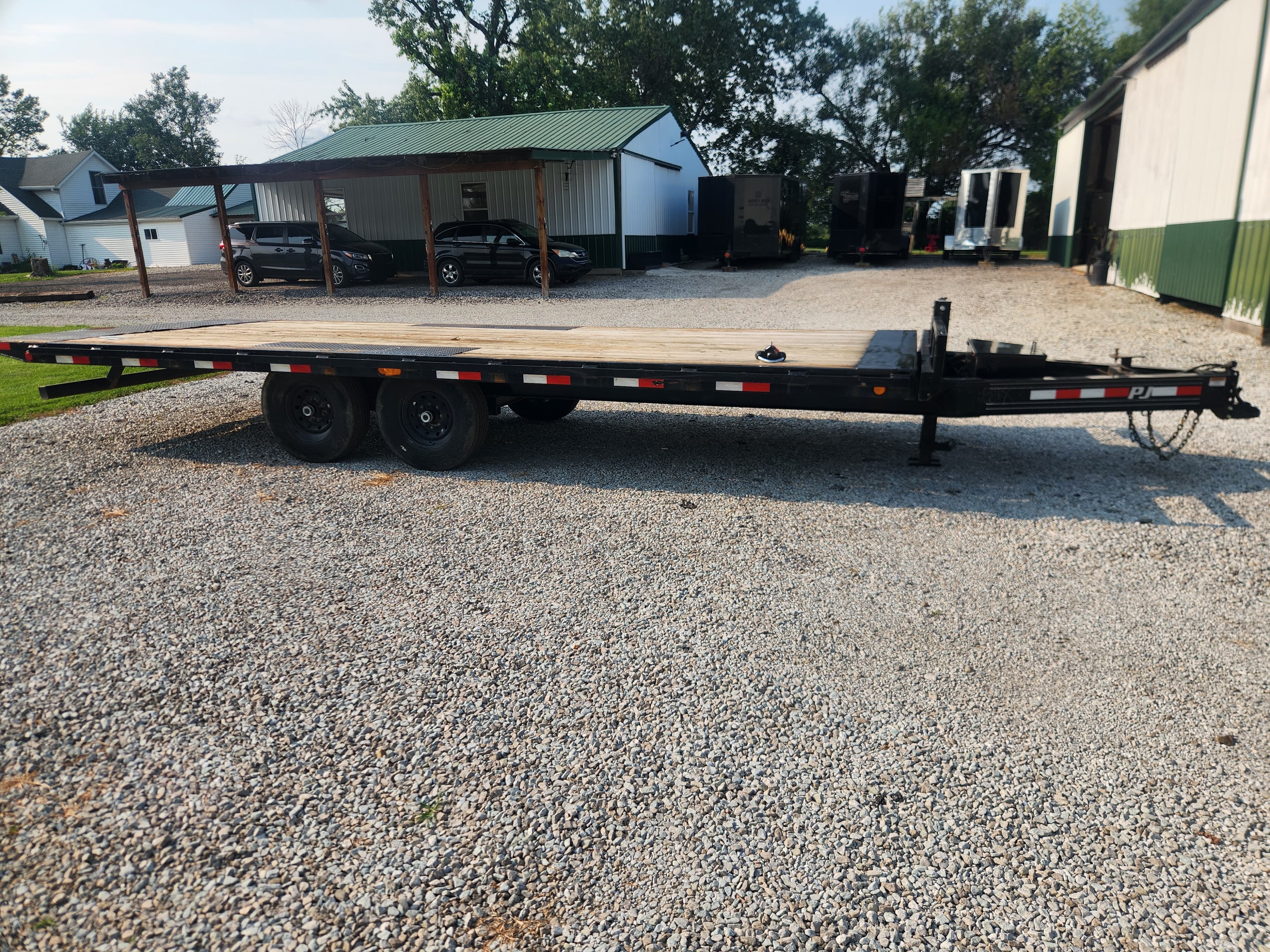 22' PJ Hydrolic Tilt Deck-Over
