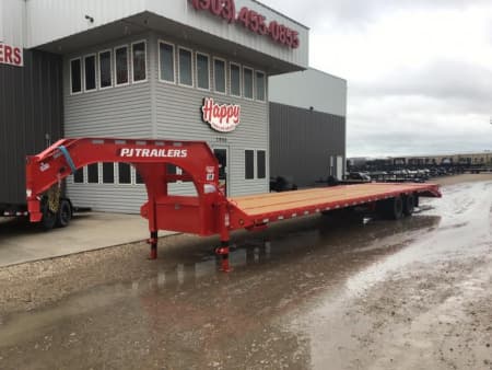PJ 102"x40' GN Low Pro Flatbed w/ Duals