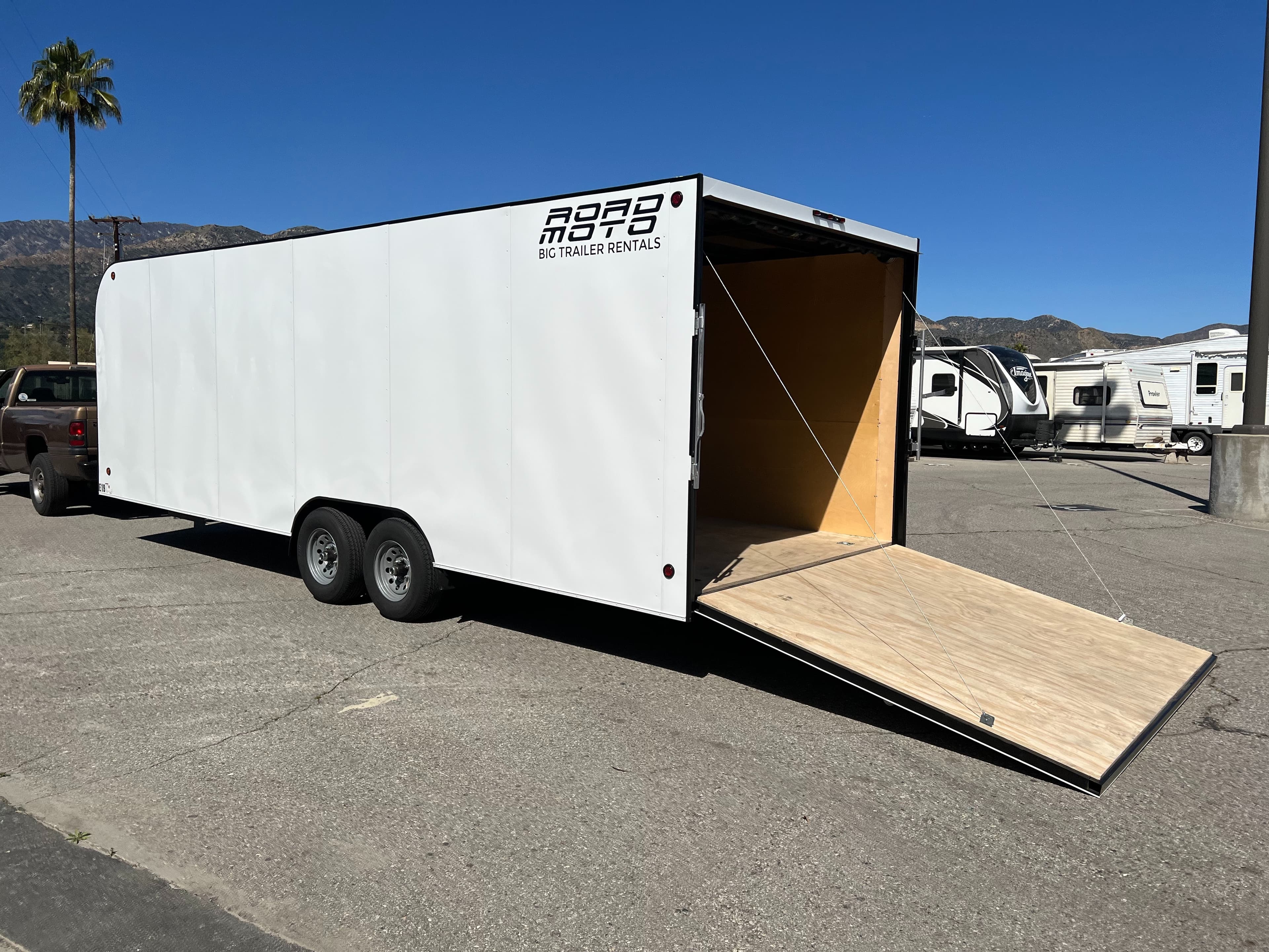 24ft Enclosed Trailer