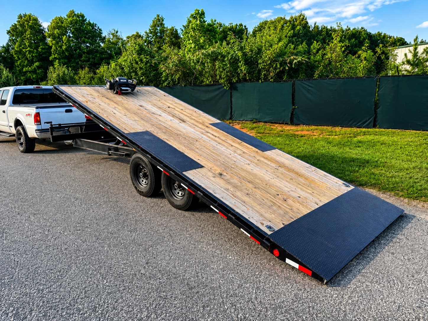 22’ Deckover Tilt