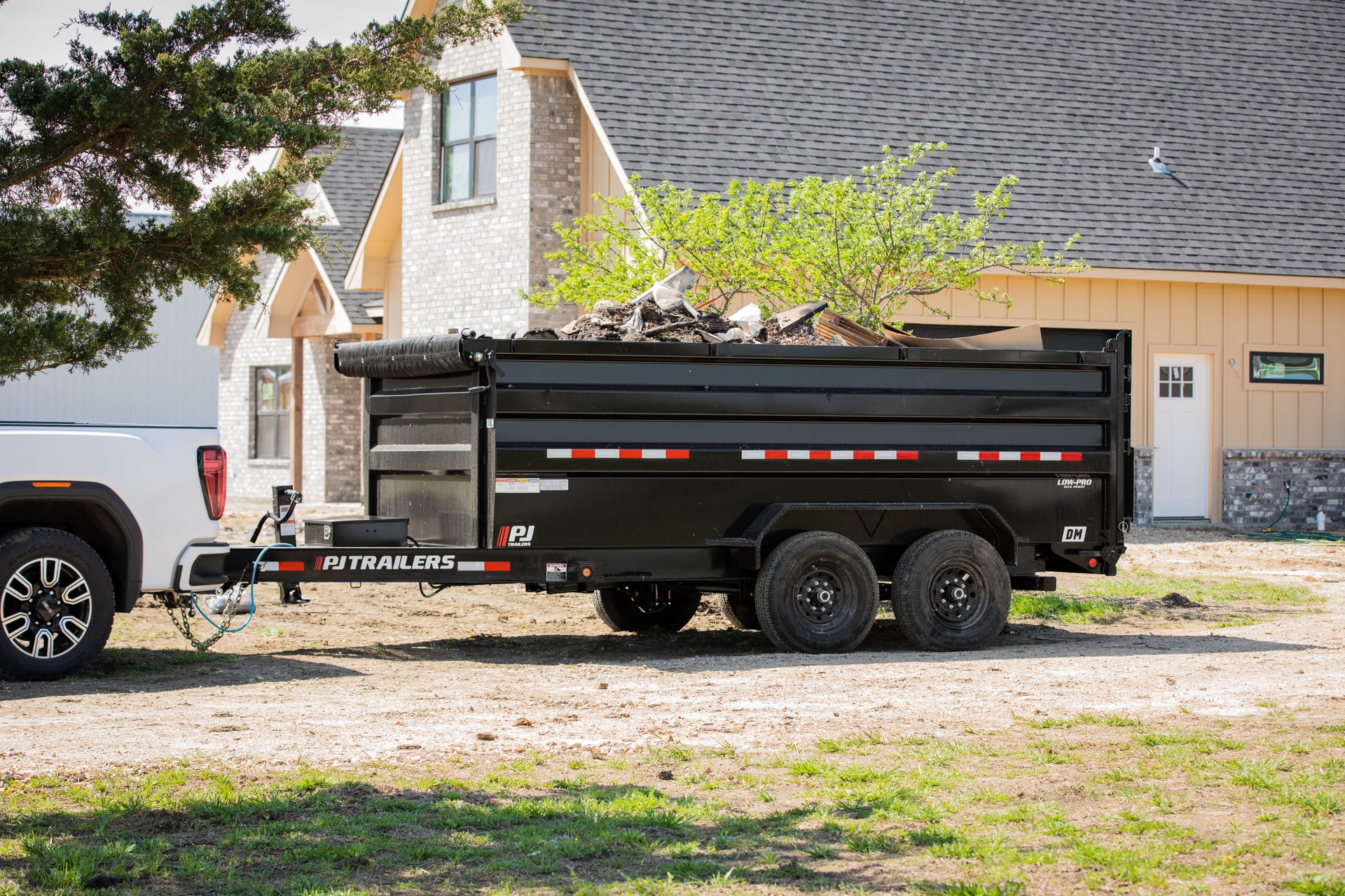 83" x 14' Dump Trailer