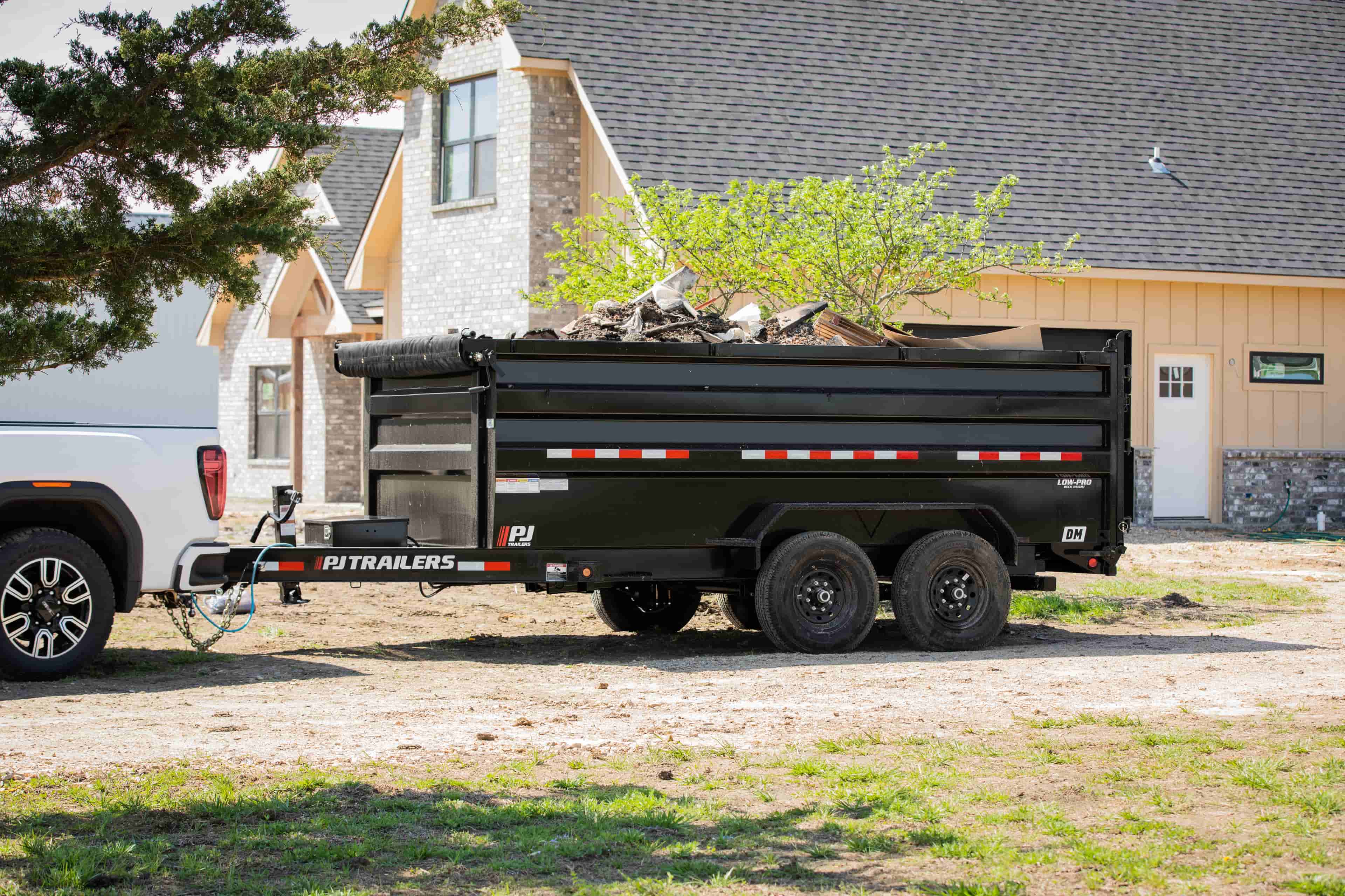 83" x 14' Dump Trailer