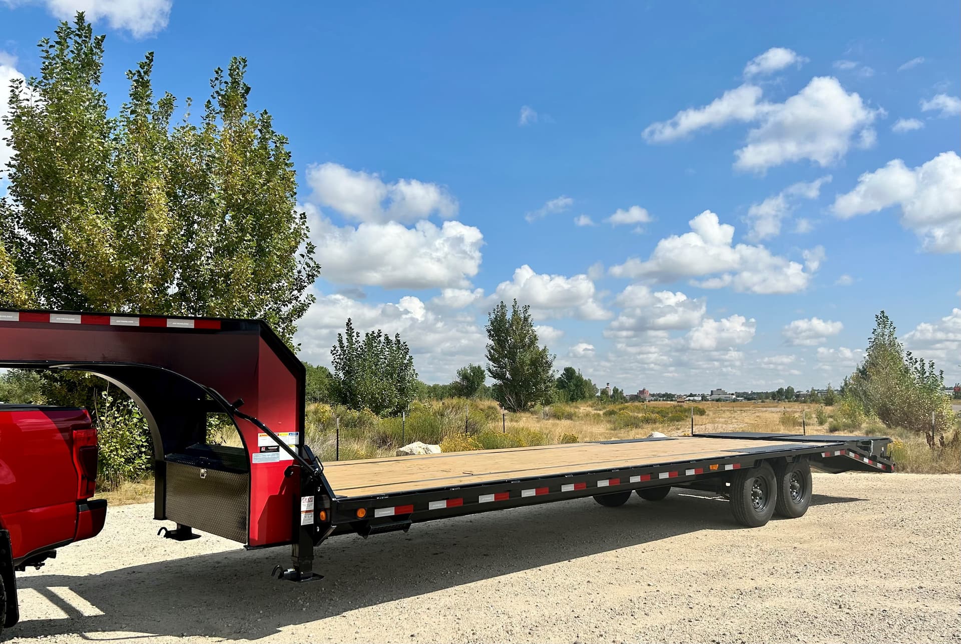 30ft Flatbed Gooseneck Trailer