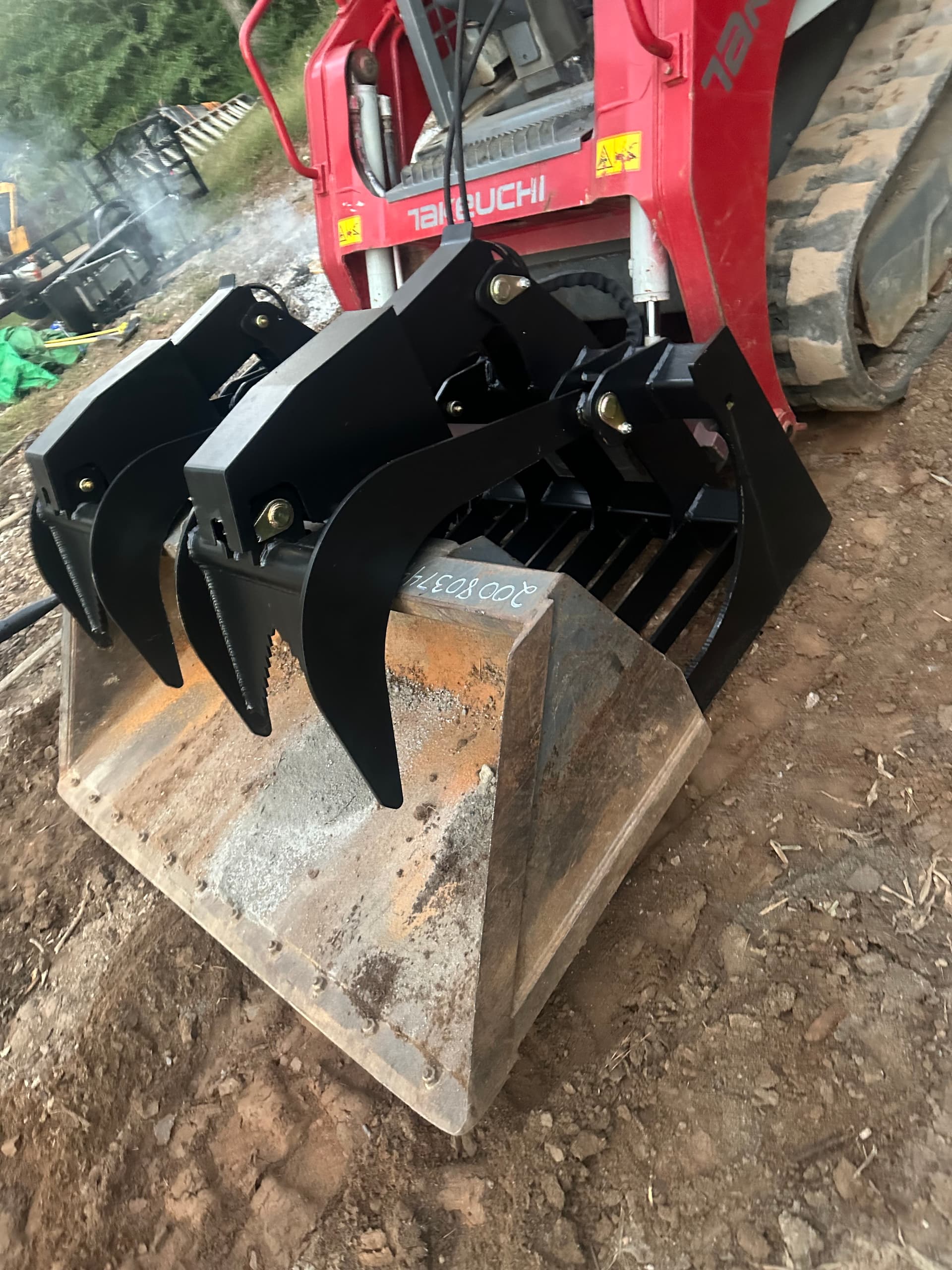 Grapple Attachment