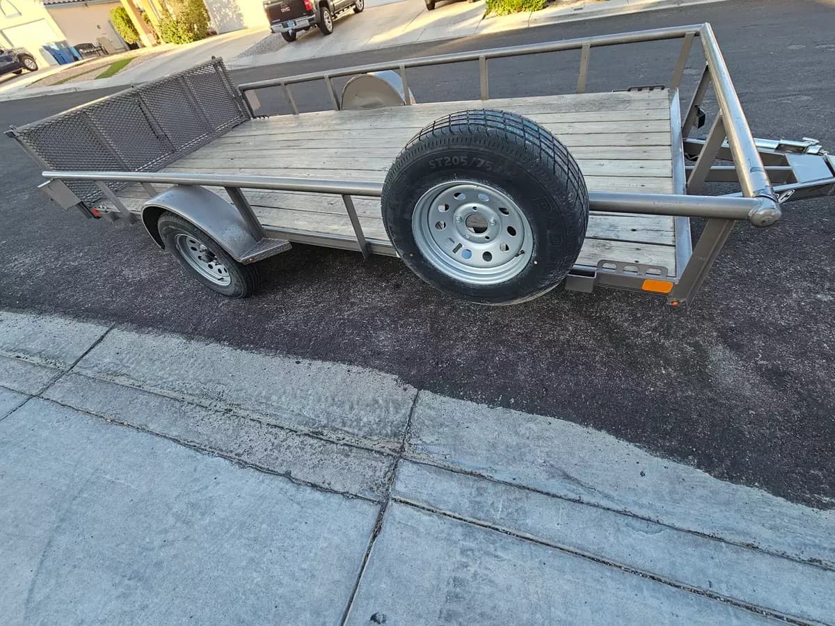 14FT Diamond C Utility Trailer