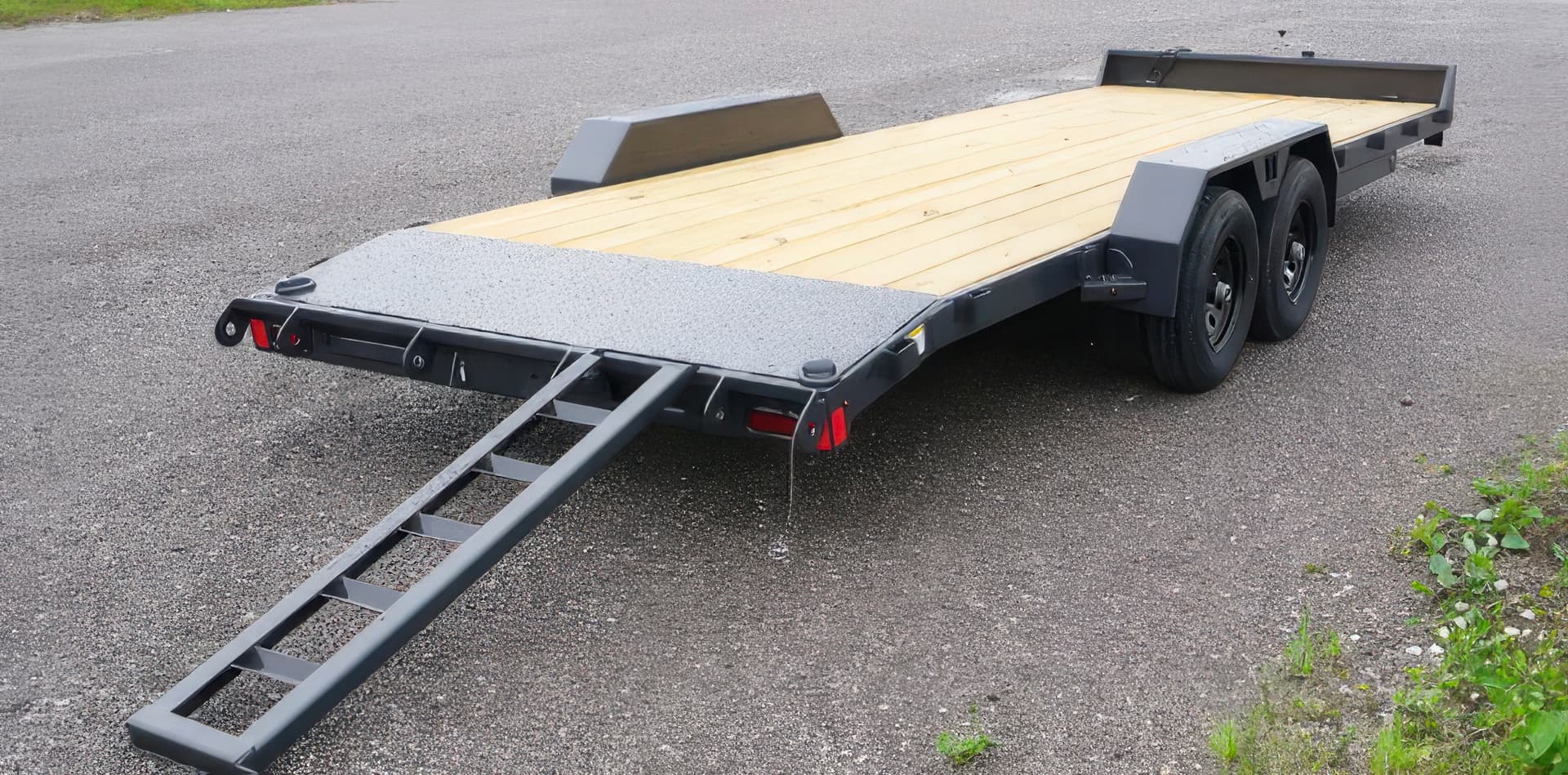 2025 7x20 Flatbed / Car Hauler