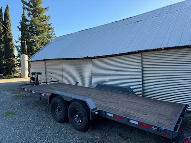 20ft Equipment Hauler