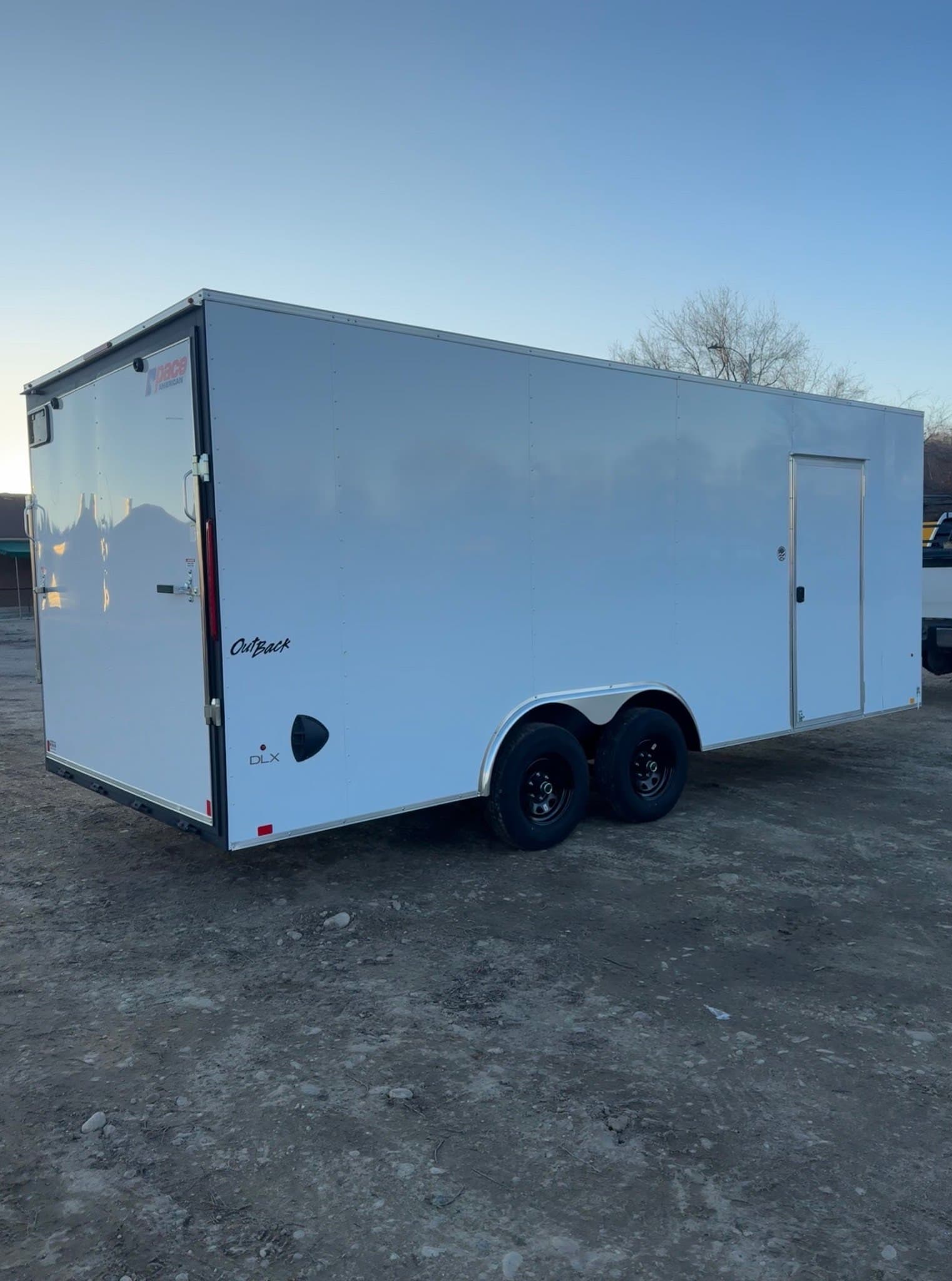 20 foot enclosed trailer