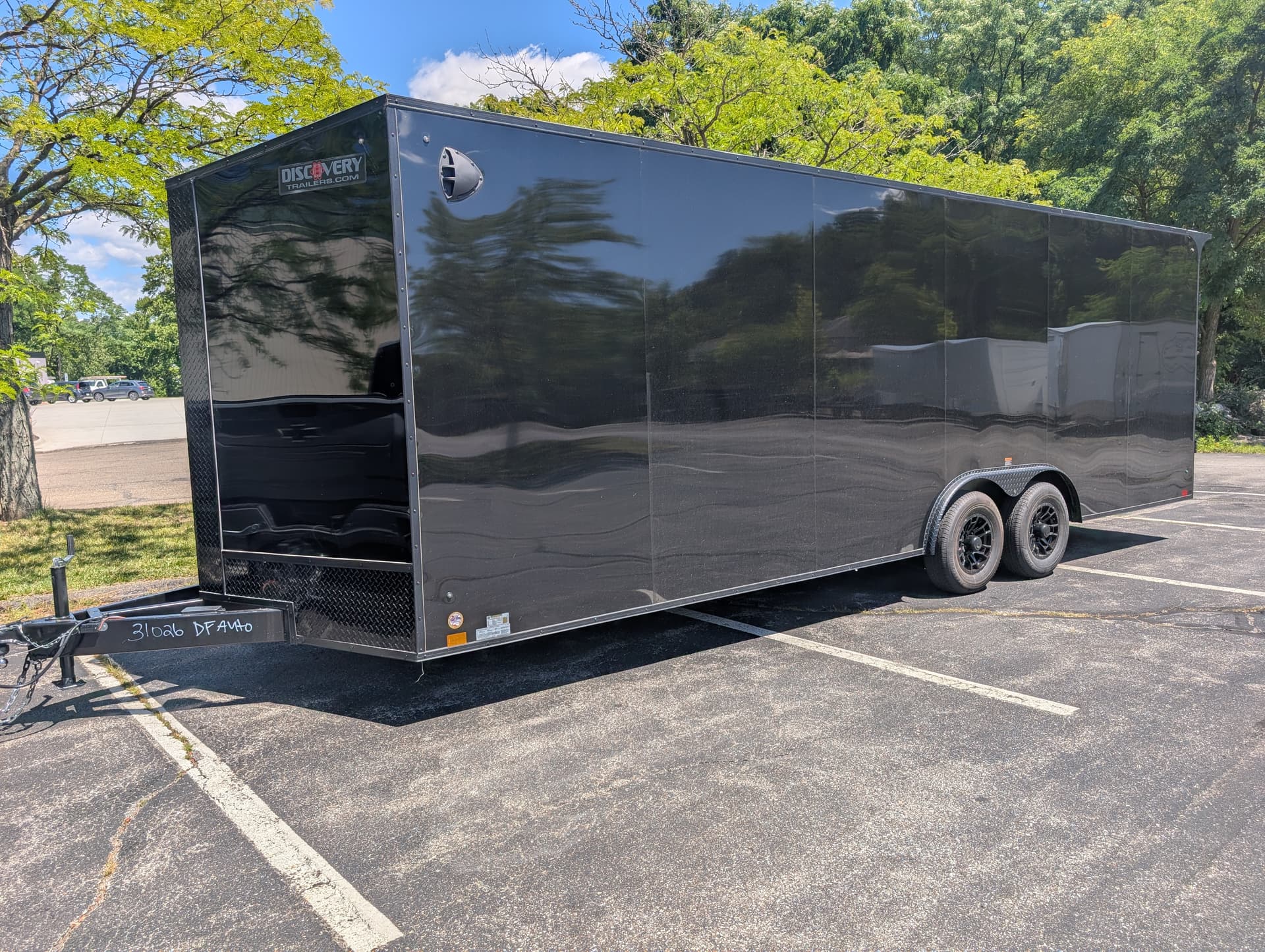 2027 Discovery 8.5x24 enclosed car hauler