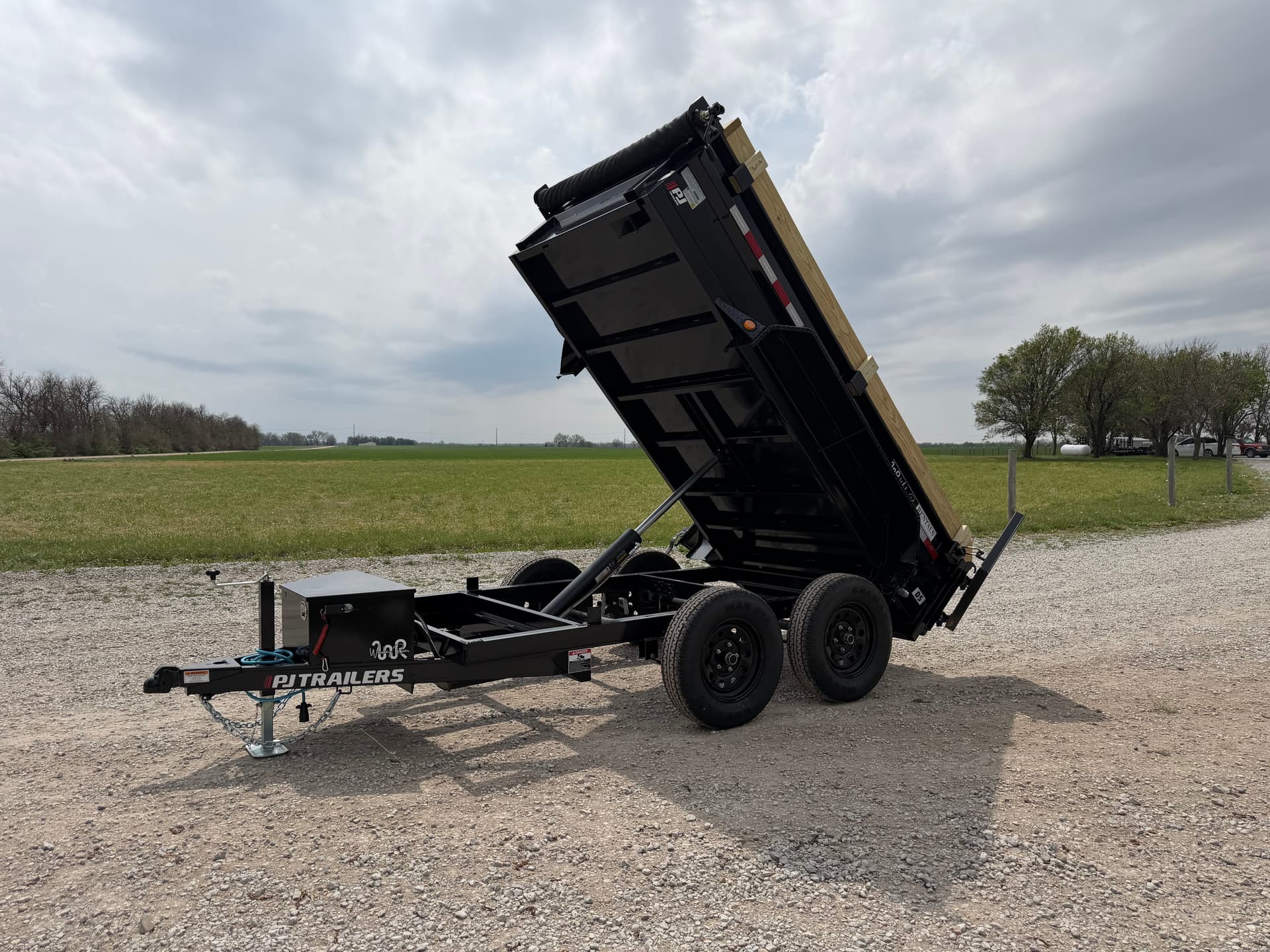 5'x10' Dump Trailer