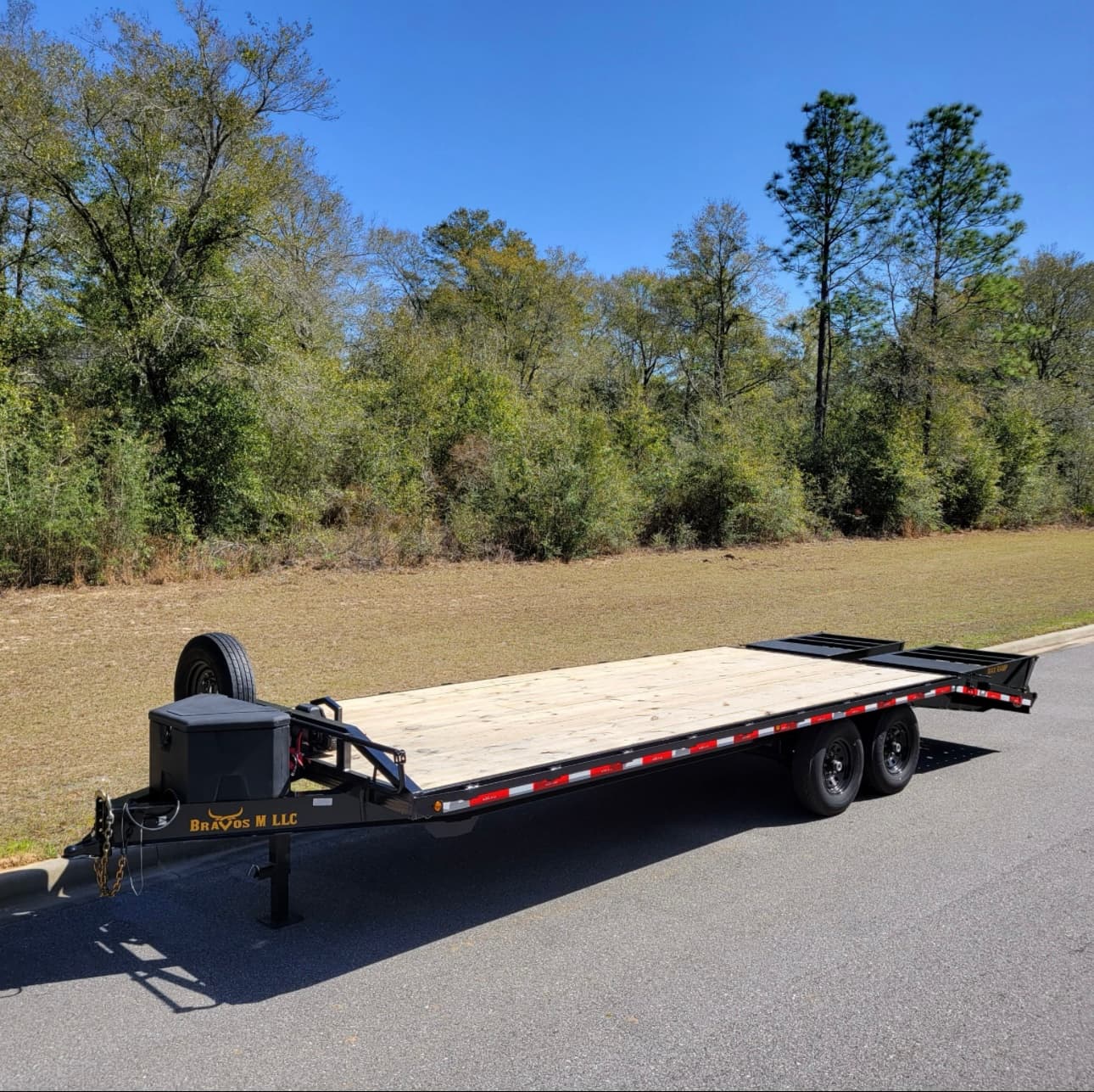24ft Deckover Flatbed Trailer