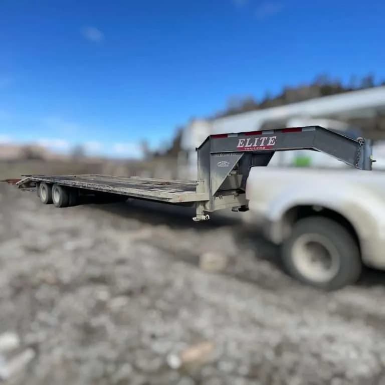 30ft Deckover Trailer