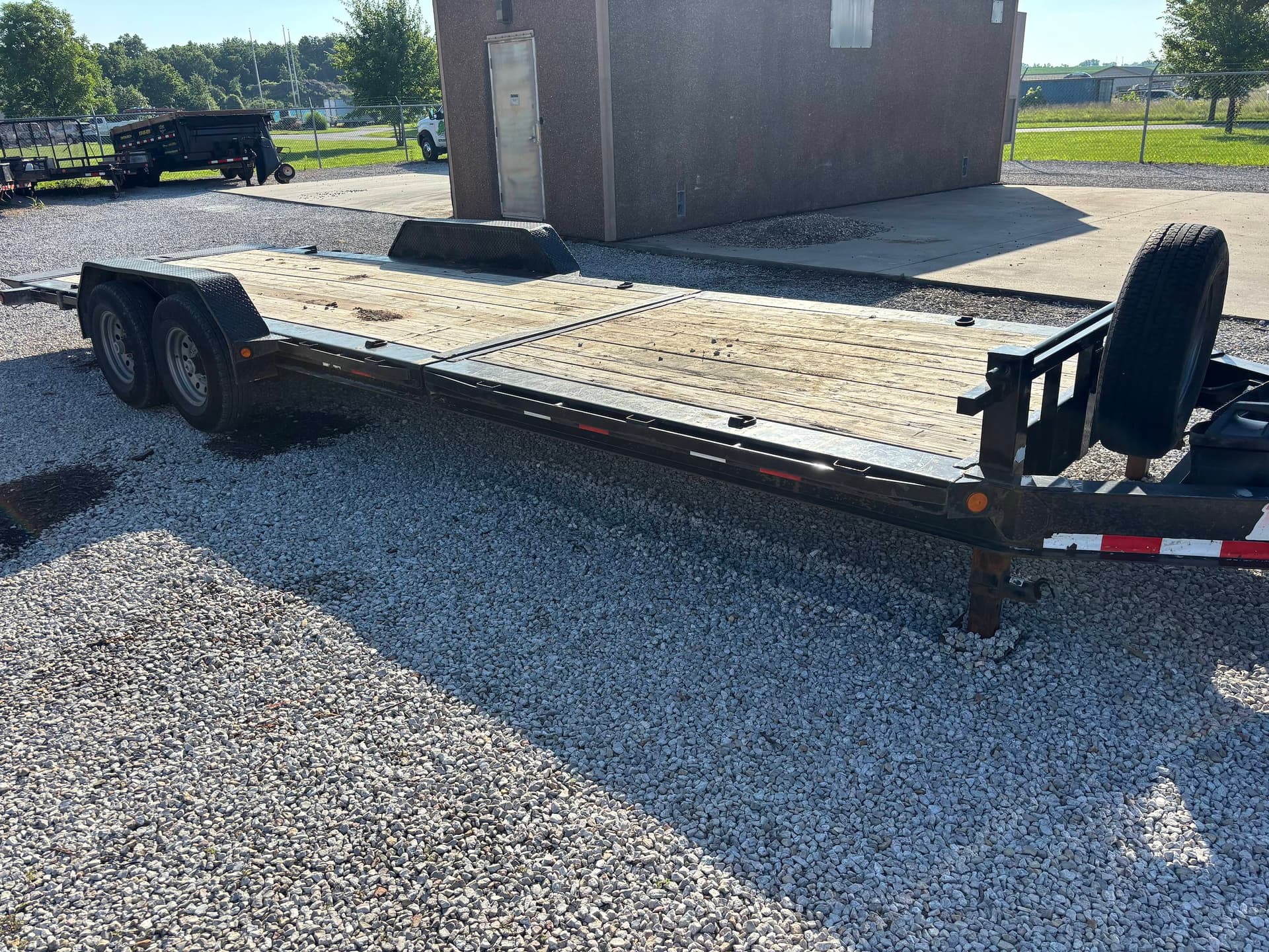 24ft Tilt Trailer