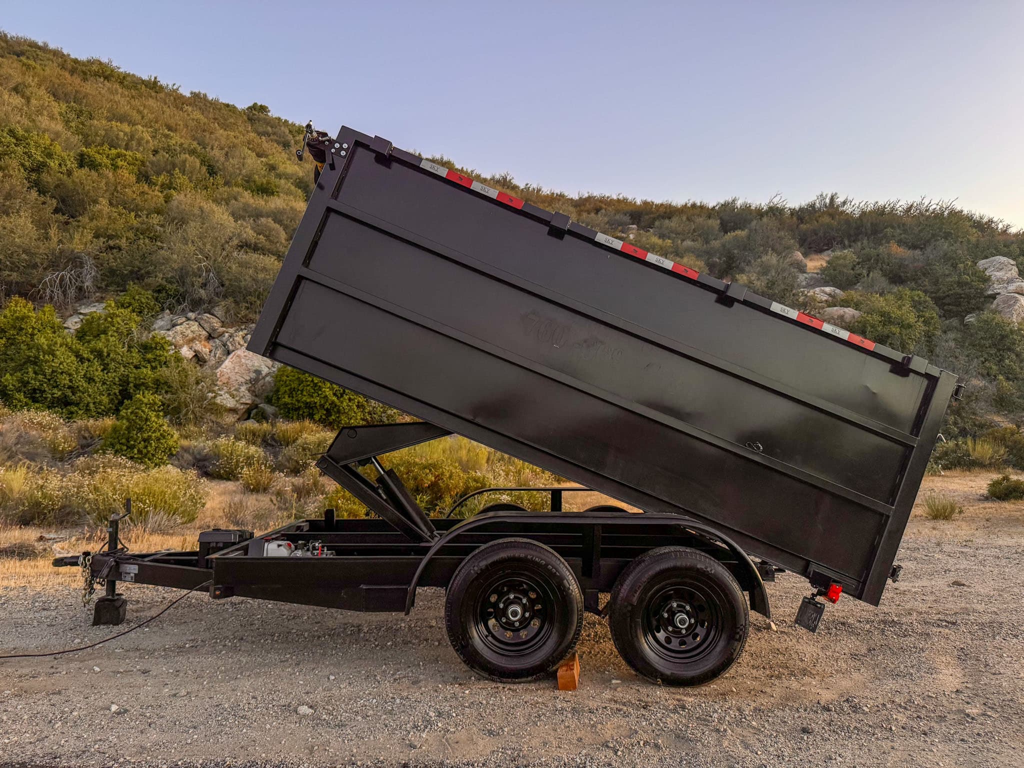 80" x 12' Dump Trailer